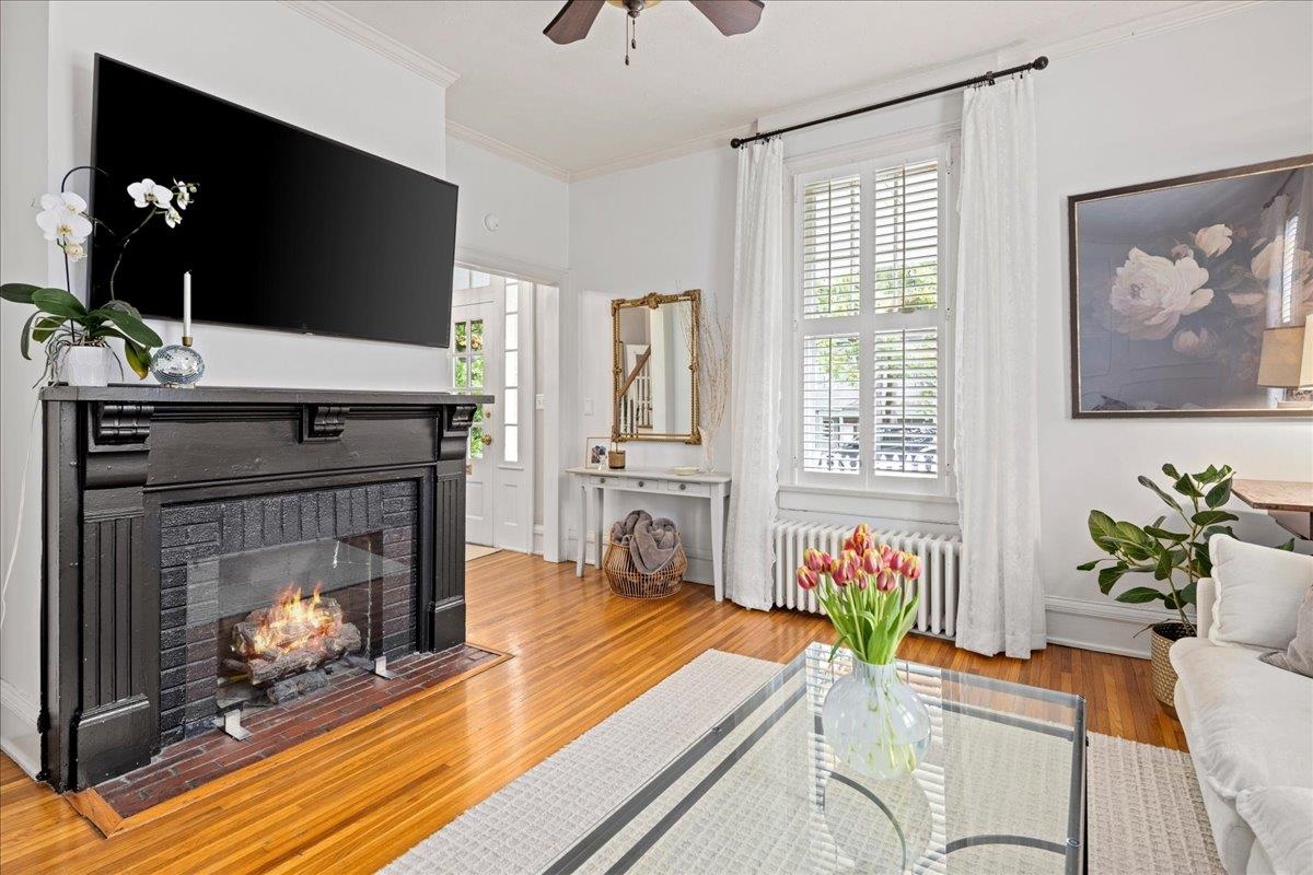 119 POINTS ST, STAUNTON, Virginia 24401, 4 Bedrooms Bedrooms, ,3 BathroomsBathrooms,Residential,119 POINTS ST,677640 MLS # 677640 119 POINTS ST, STAUNTON, Virginia 24401, 4 Bedrooms Bedrooms, ,3 BathroomsBathrooms,Residential,119 POINTS ST,677640 MLS # 677640