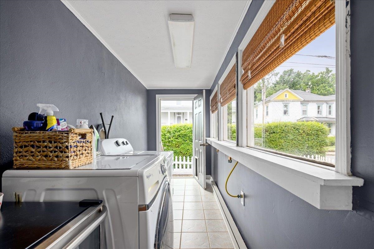 119 POINTS ST, STAUNTON, Virginia 24401, 4 Bedrooms Bedrooms, ,3 BathroomsBathrooms,Residential,119 POINTS ST,677640 MLS # 677640 119 POINTS ST, STAUNTON, Virginia 24401, 4 Bedrooms Bedrooms, ,3 BathroomsBathrooms,Residential,119 POINTS ST,677640 MLS # 677640