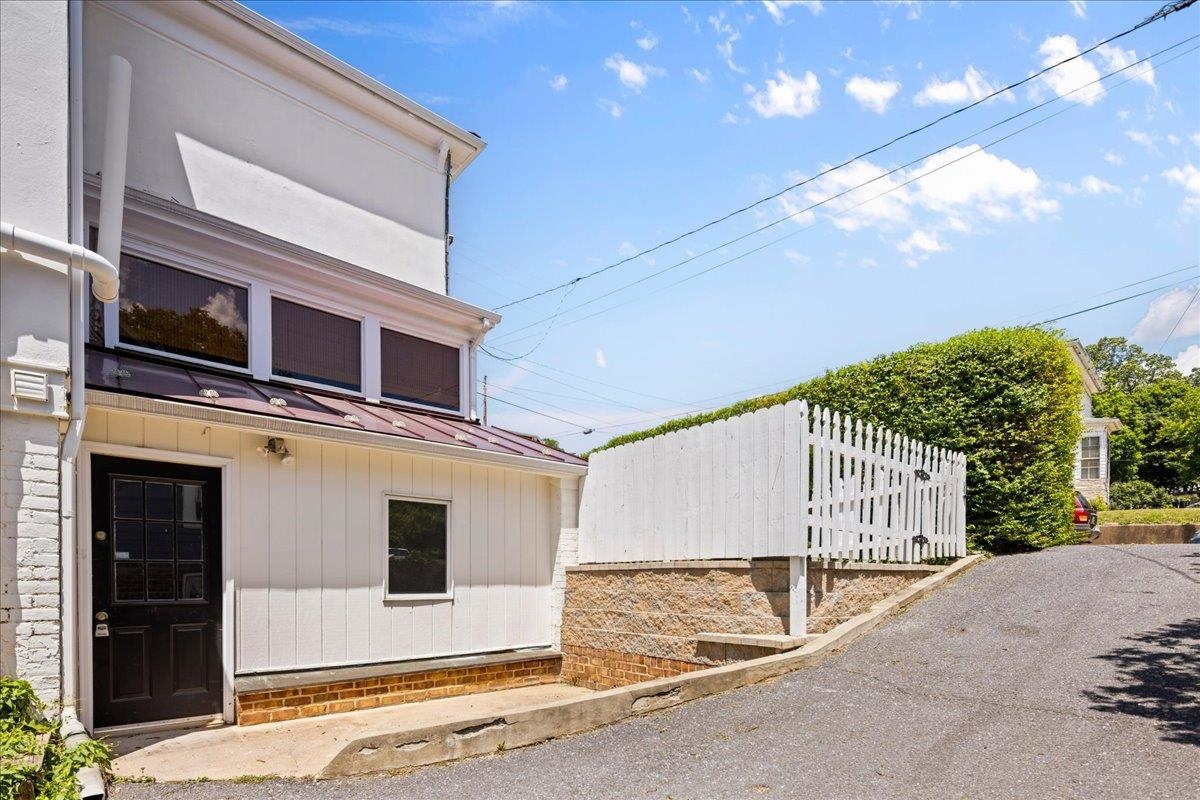119 POINTS ST, STAUNTON, Virginia 24401, 4 Bedrooms Bedrooms, ,3 BathroomsBathrooms,Residential,119 POINTS ST,677640 MLS # 677640 119 POINTS ST, STAUNTON, Virginia 24401, 4 Bedrooms Bedrooms, ,3 BathroomsBathrooms,Residential,119 POINTS ST,677640 MLS # 677640