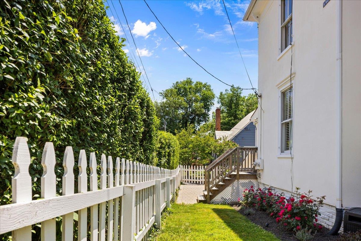 119 POINTS ST, STAUNTON, Virginia 24401, 4 Bedrooms Bedrooms, ,3 BathroomsBathrooms,Residential,119 POINTS ST,677640 MLS # 677640 119 POINTS ST, STAUNTON, Virginia 24401, 4 Bedrooms Bedrooms, ,3 BathroomsBathrooms,Residential,119 POINTS ST,677640 MLS # 677640