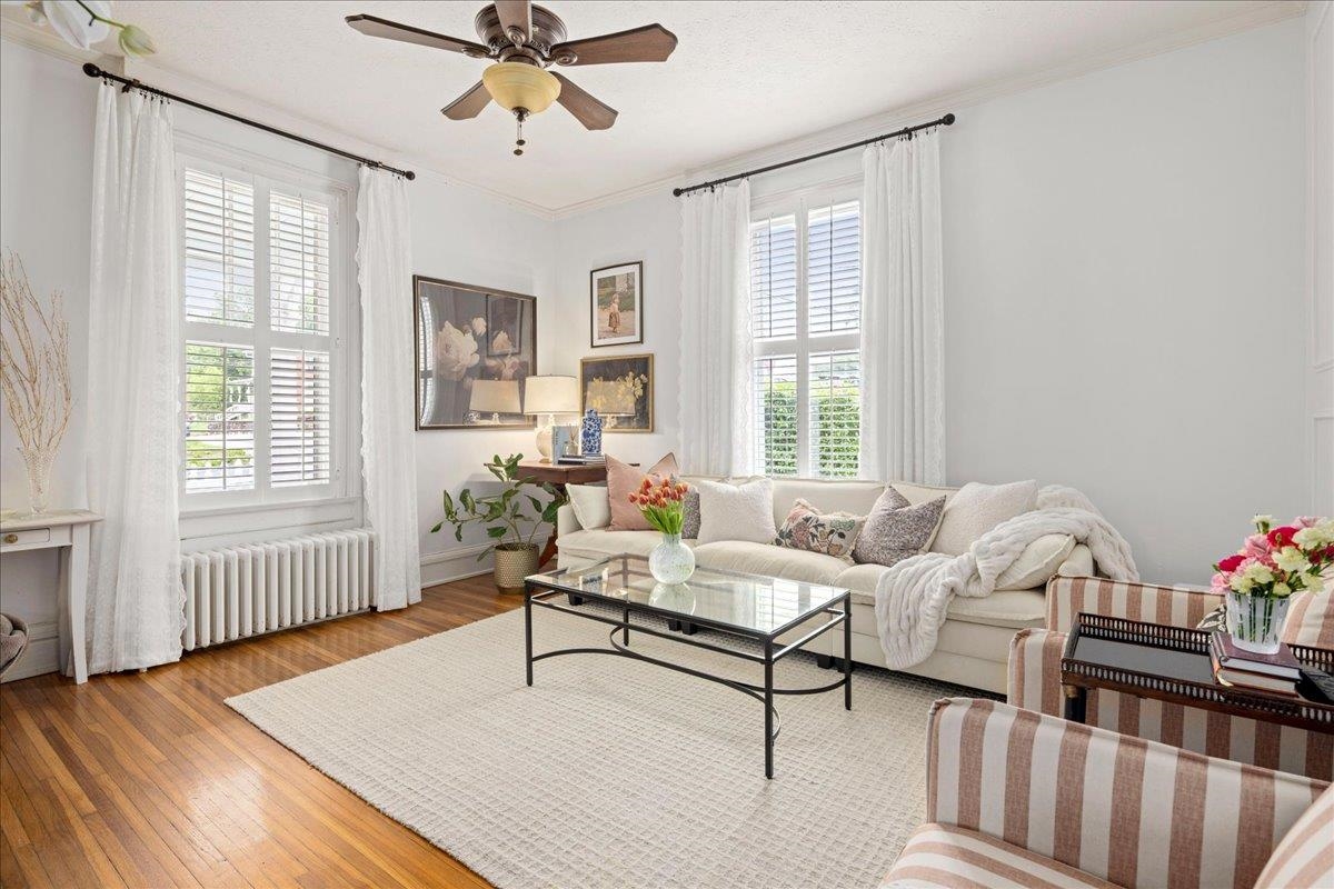 119 POINTS ST, STAUNTON, Virginia 24401, 4 Bedrooms Bedrooms, ,3 BathroomsBathrooms,Residential,119 POINTS ST,677640 MLS # 677640 119 POINTS ST, STAUNTON, Virginia 24401, 4 Bedrooms Bedrooms, ,3 BathroomsBathrooms,Residential,119 POINTS ST,677640 MLS # 677640