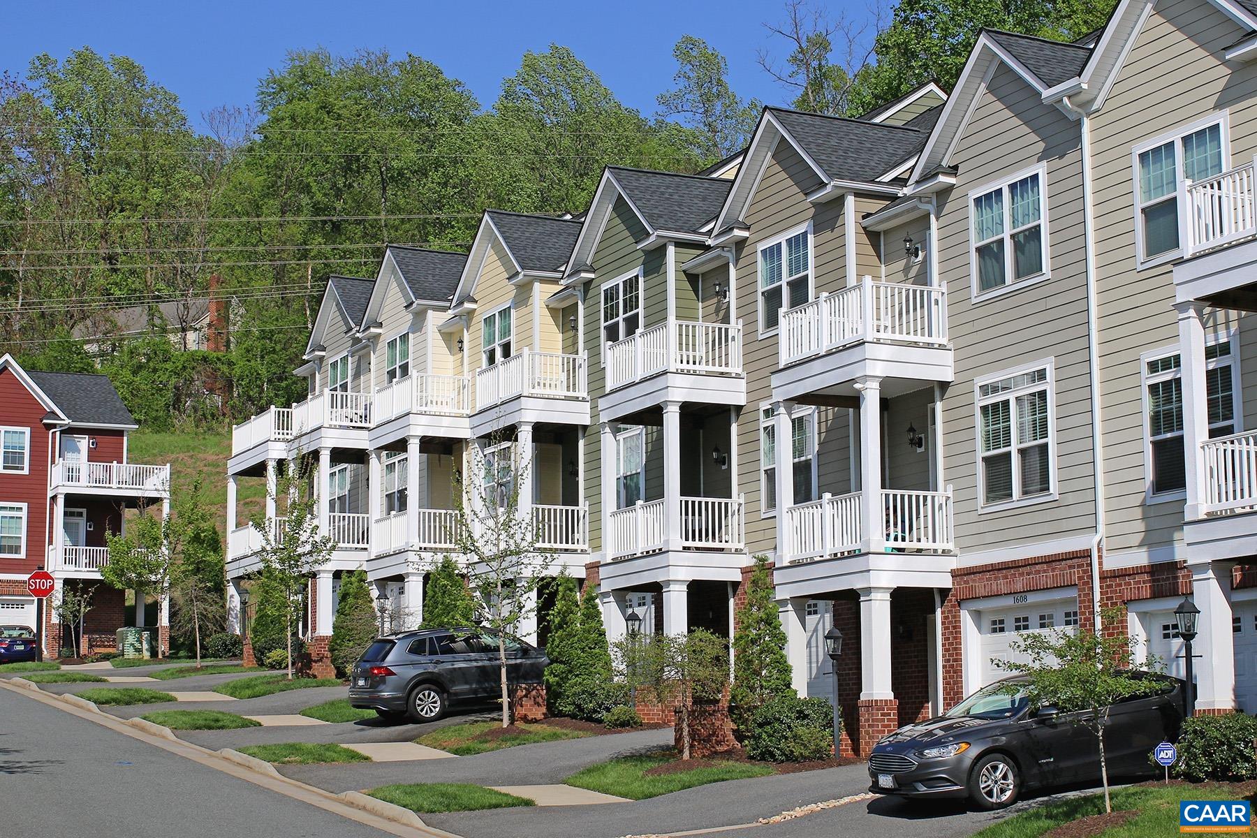 1606 KEMPTON PL, CHARLOTTESVILLE, Virginia 22911, 3 Bedrooms Bedrooms, ,3 BathroomsBathrooms,Residential,1606 KEMPTON PL,680303 MLS # 680303