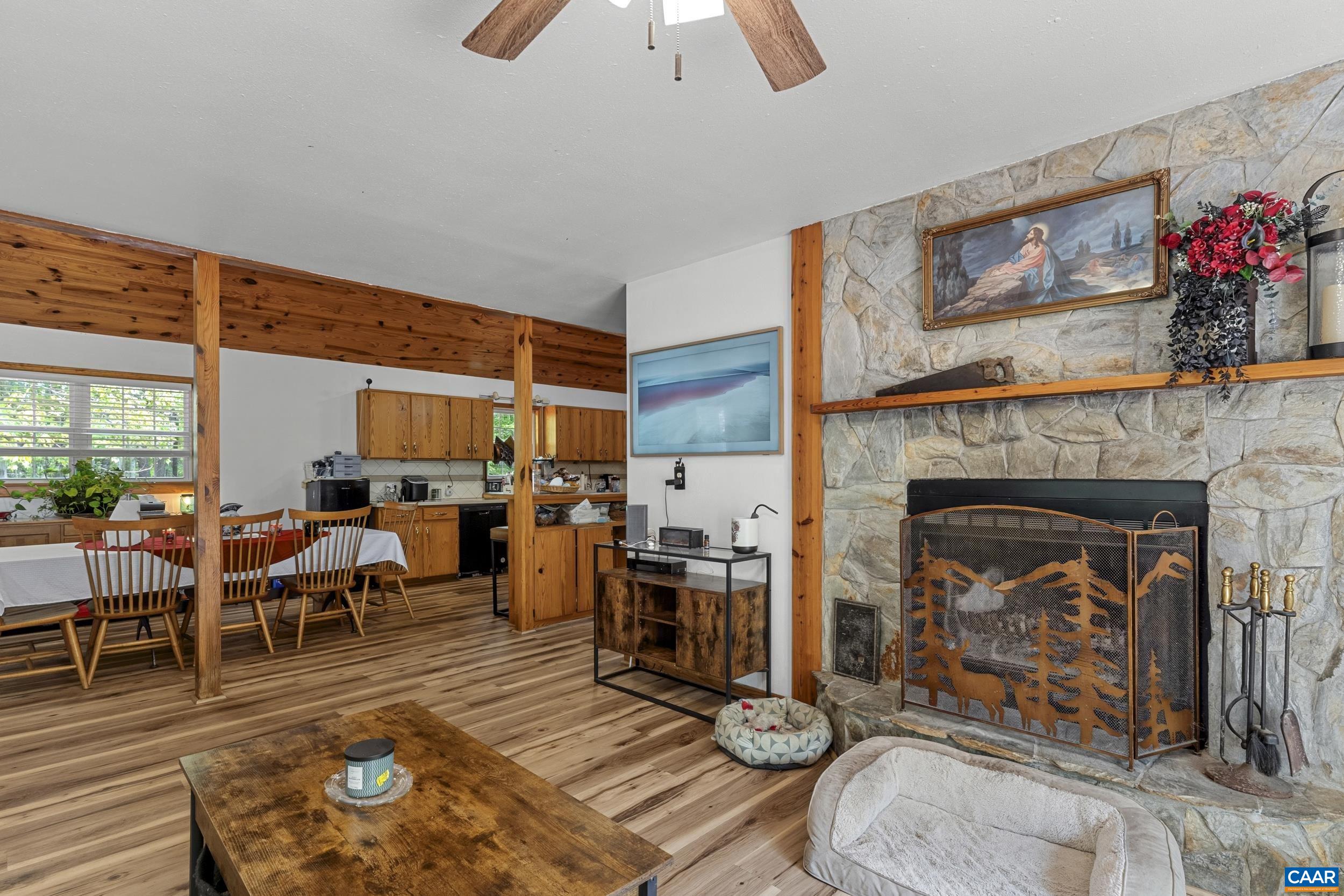 3826 MIDLAND RD, WINGINA, Virginia 24599, 4 Bedrooms Bedrooms, ,3 BathroomsBathrooms,Residential,3826 MIDLAND RD,680306 MLS # 680306