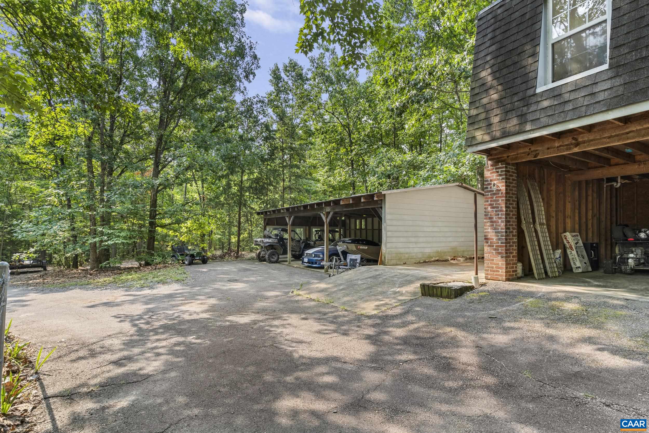 3826 MIDLAND RD, WINGINA, Virginia 24599, 4 Bedrooms Bedrooms, ,3 BathroomsBathrooms,Residential,3826 MIDLAND RD,680306 MLS # 680306