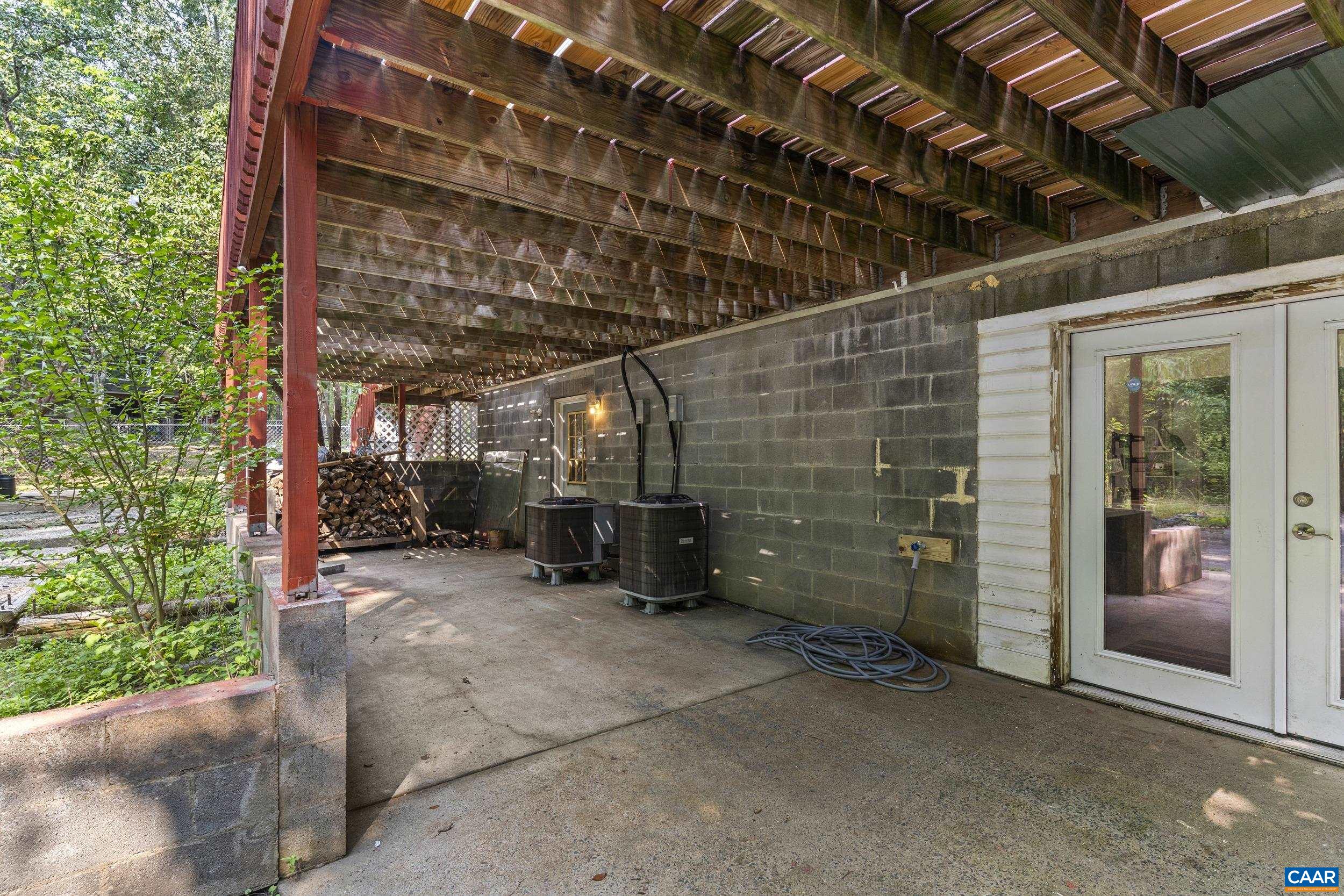 3826 MIDLAND RD, WINGINA, Virginia 24599, 4 Bedrooms Bedrooms, ,3 BathroomsBathrooms,Residential,3826 MIDLAND RD,680306 MLS # 680306