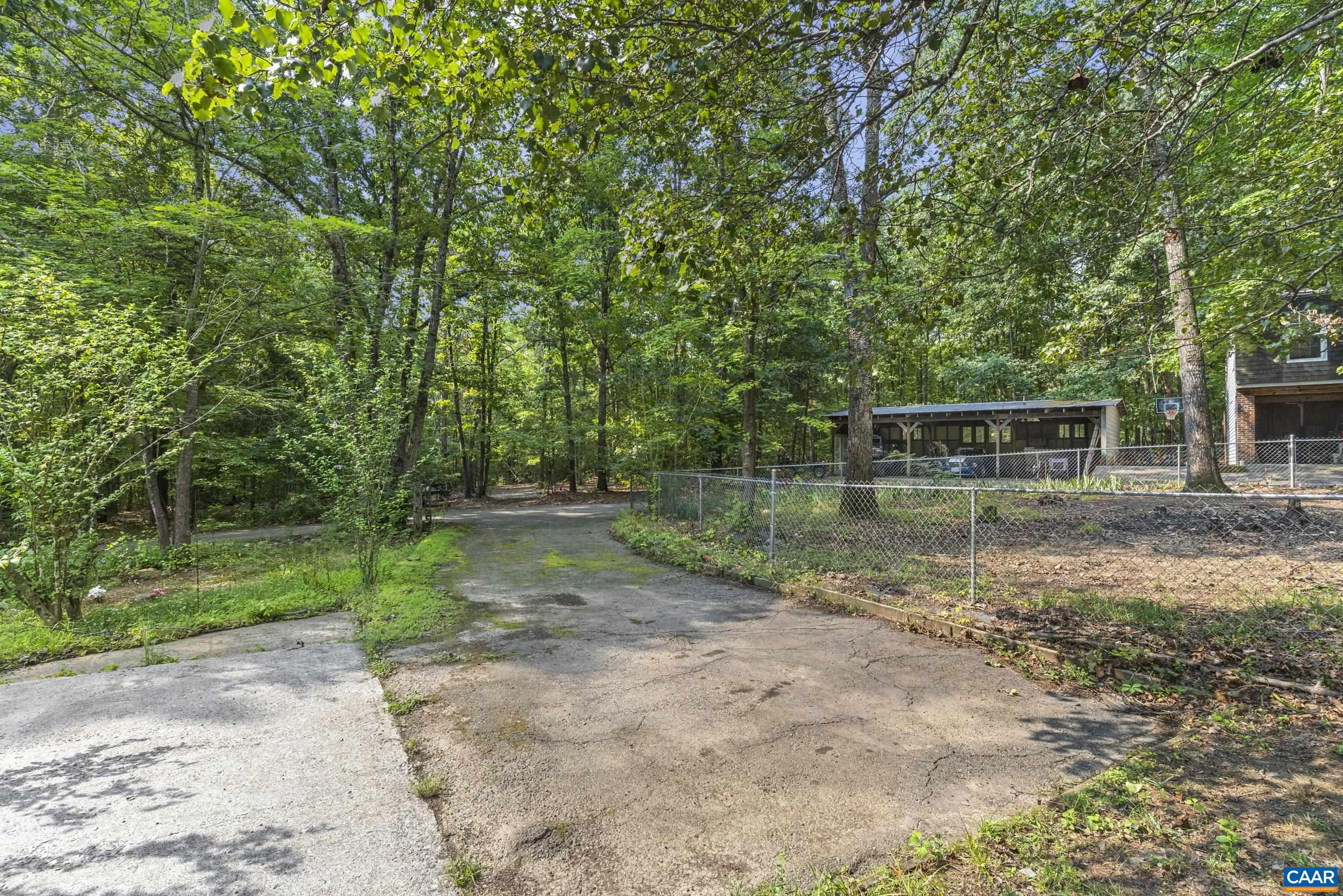 3826 MIDLAND RD, WINGINA, Virginia 24599, 4 Bedrooms Bedrooms, ,3 BathroomsBathrooms,Residential,3826 MIDLAND RD,680306 MLS # 680306