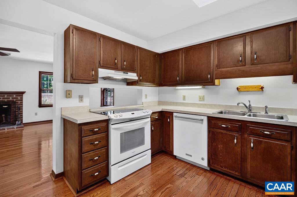 4220 ROWAN CT, EARLYSVILLE, Virginia 22936, 3 Bedrooms Bedrooms, ,2 BathroomsBathrooms,Residential,4220 ROWAN CT,680312 MLS # 680312 4220 ROWAN CT, EARLYSVILLE, Virginia 22936, 3 Bedrooms Bedrooms, ,2 BathroomsBathrooms,Residential,4220 ROWAN CT,680312 MLS # 680312