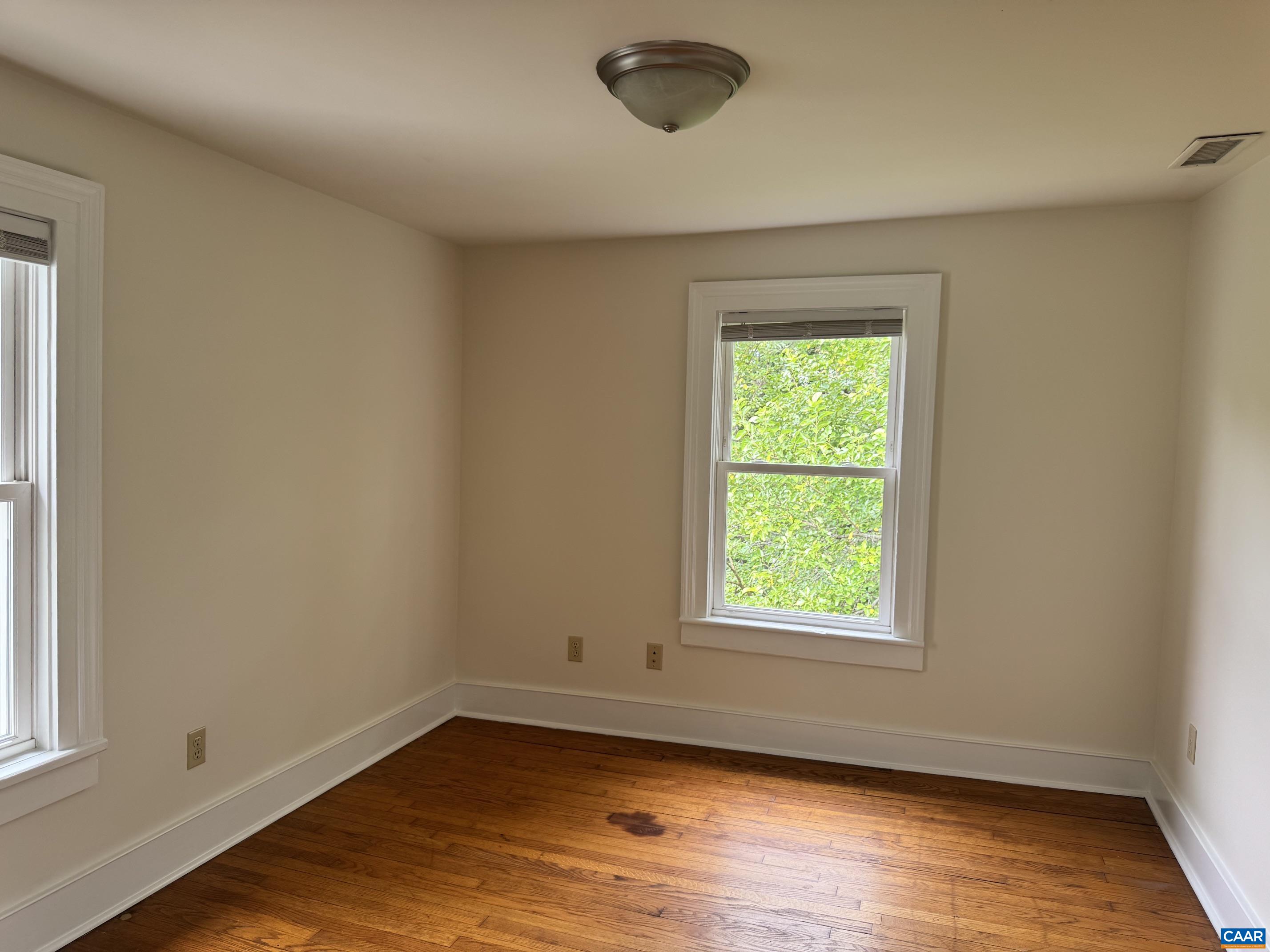 339 SW 6 1/2 ST, CHARLOTTESVILLE, Virginia 22903, 4 Bedrooms Bedrooms, ,1 BathroomBathrooms,Residential,339 SW 6 1/2 ST,680320 MLS # 680320 339 SW 6 1/2 ST, CHARLOTTESVILLE, Virginia 22903, 4 Bedrooms Bedrooms, ,1 BathroomBathrooms,Residential,339 SW 6 1/2 ST,680320 MLS # 680320
