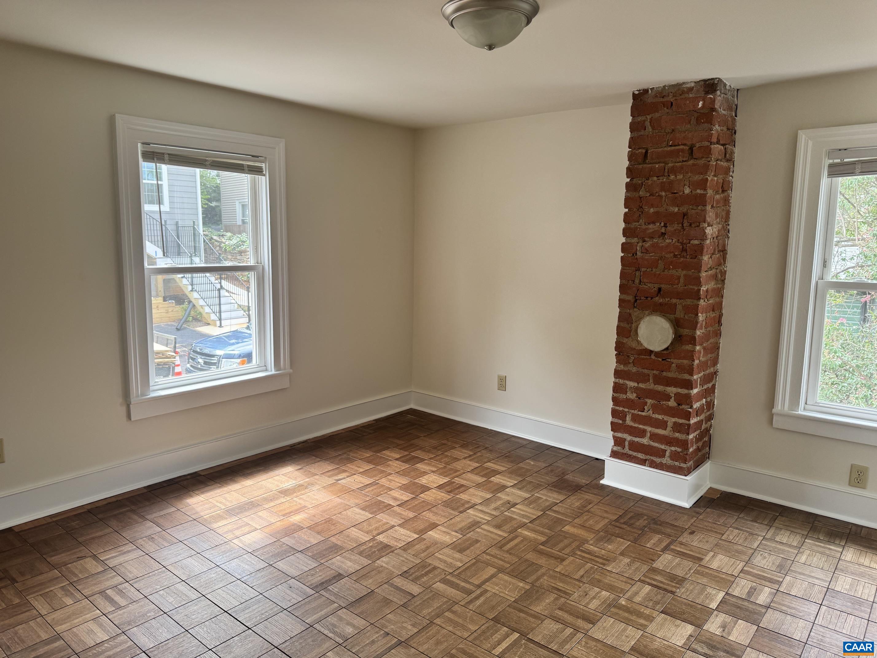 339 SW 6 1/2 ST, CHARLOTTESVILLE, Virginia 22903, 4 Bedrooms Bedrooms, ,1 BathroomBathrooms,Residential,339 SW 6 1/2 ST,680320 MLS # 680320 339 SW 6 1/2 ST, CHARLOTTESVILLE, Virginia 22903, 4 Bedrooms Bedrooms, ,1 BathroomBathrooms,Residential,339 SW 6 1/2 ST,680320 MLS # 680320