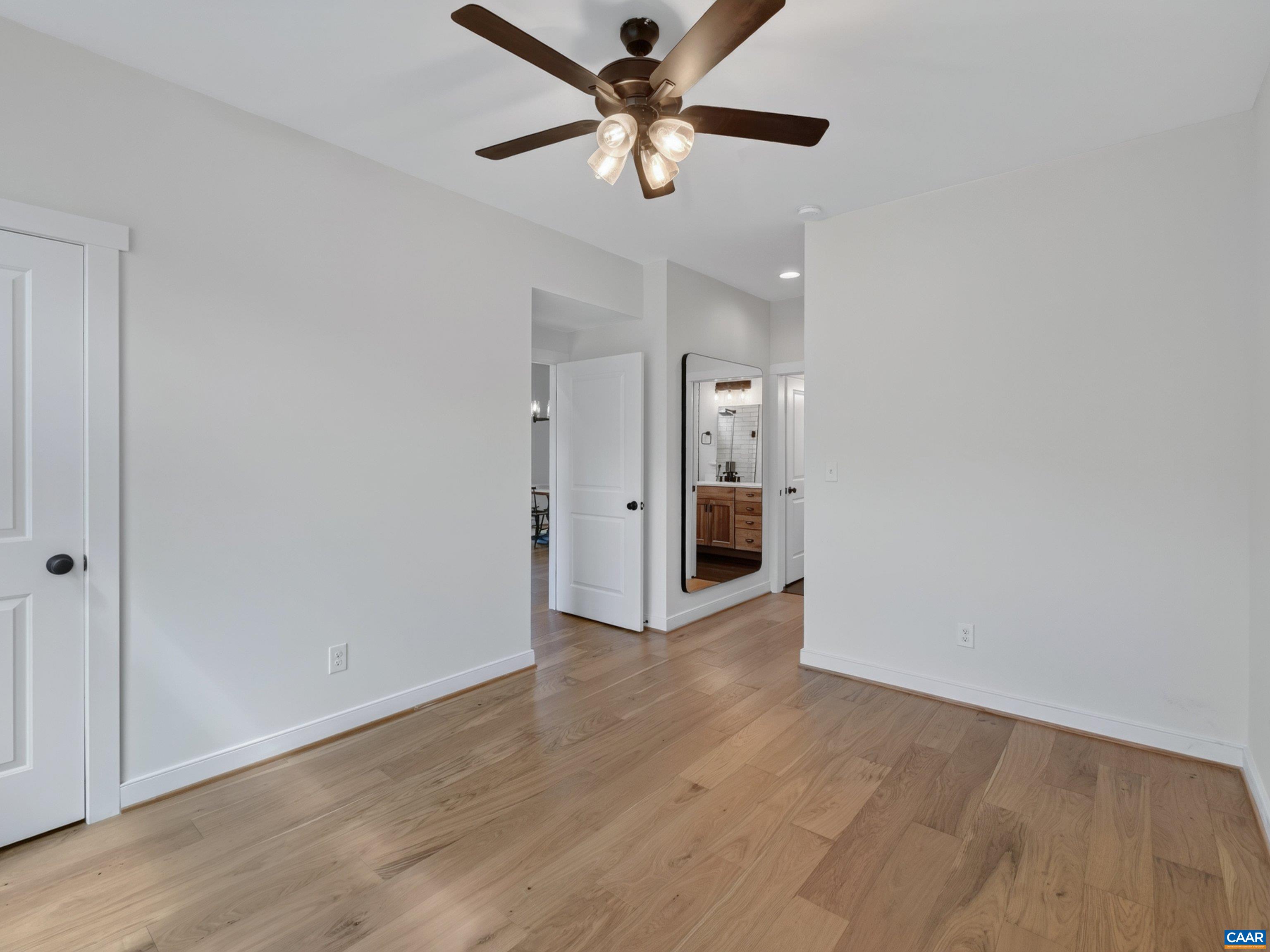 Includes walk-in closet & spacious bathroom. Includes walk-in closet & spacious bathroom.