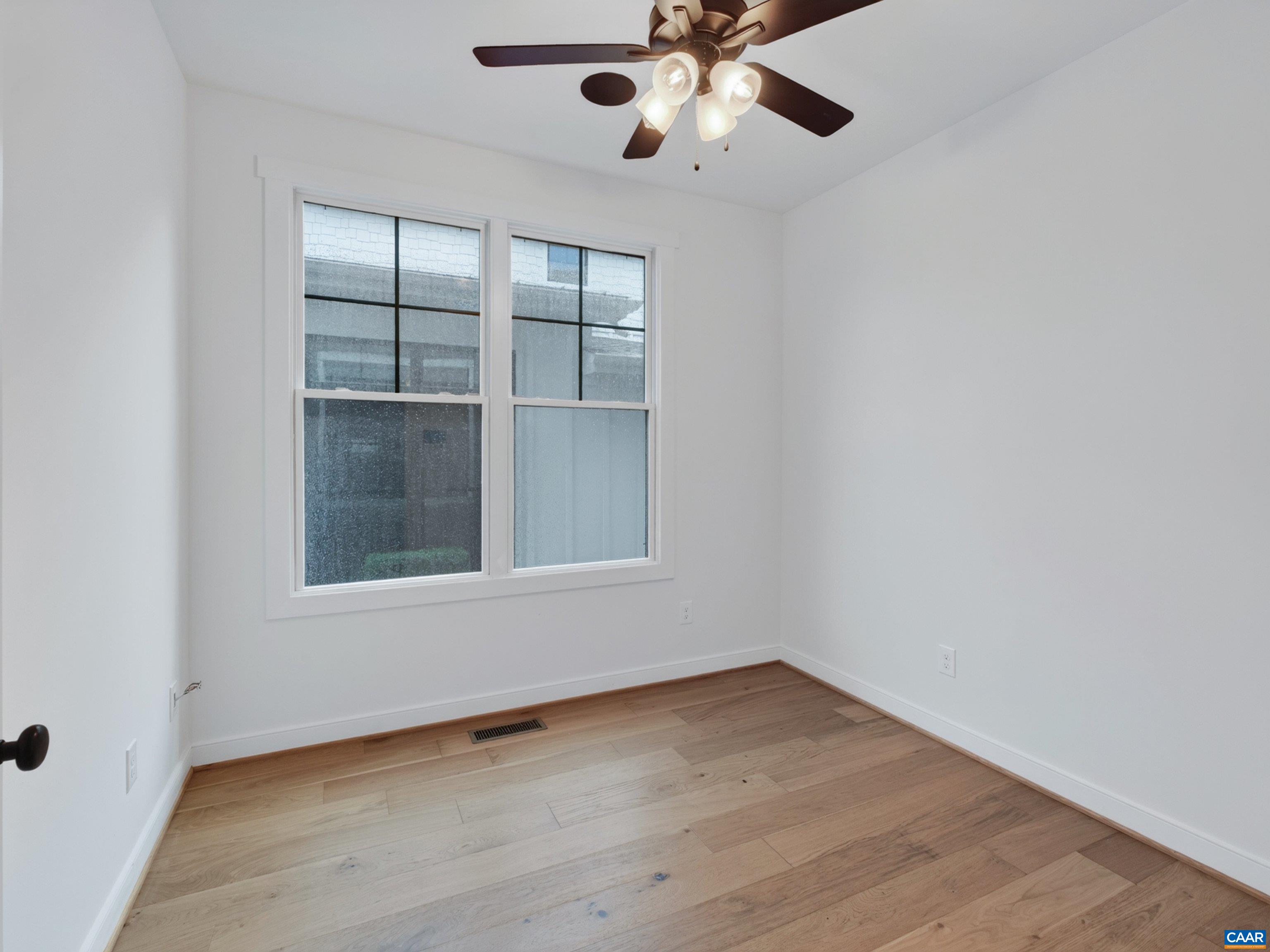 Second bedroom on main level. Second bedroom on main level.