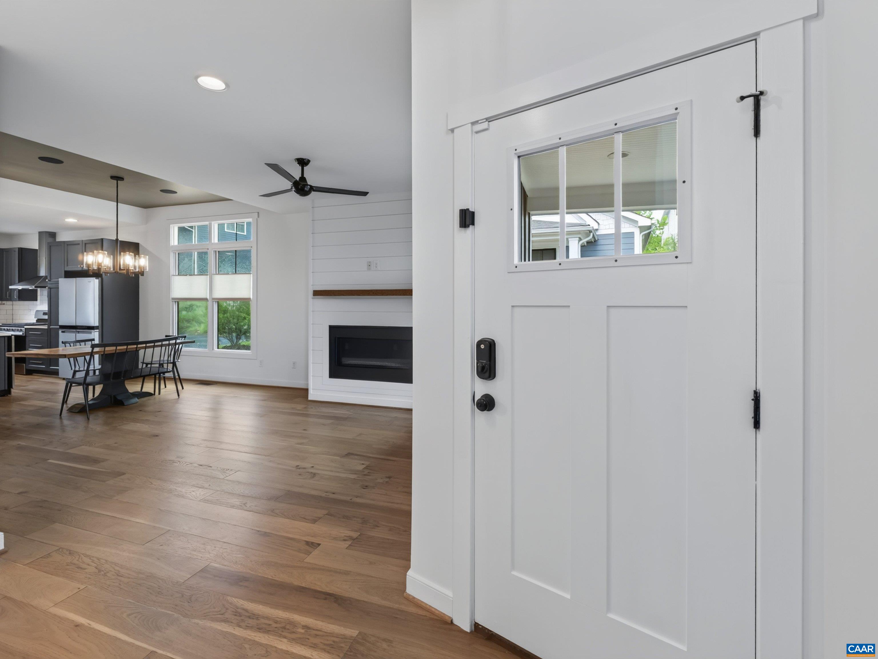 With soaring 9-foot ceilings. With soaring 9-foot ceilings.