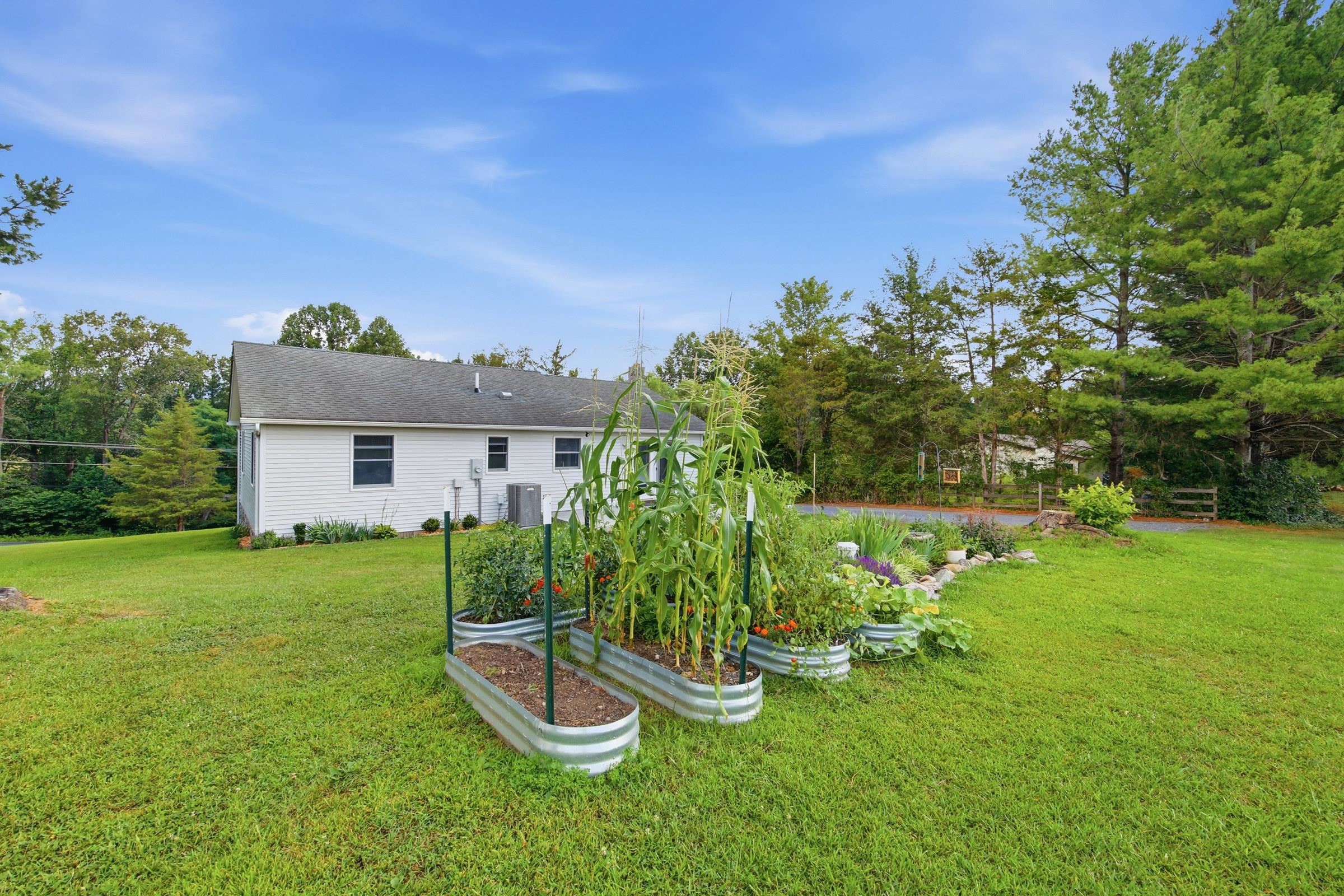 2756 RIDGE HOLLOW RD, EDINBURG, Virginia 22824, 3 Bedrooms Bedrooms, ,1 BathroomBathrooms,Residential,2756 RIDGE HOLLOW RD,680326 MLS # 680326 2756 RIDGE HOLLOW RD, EDINBURG, Virginia 22824, 3 Bedrooms Bedrooms, ,1 BathroomBathrooms,Residential,2756 RIDGE HOLLOW RD,680326 MLS # 680326