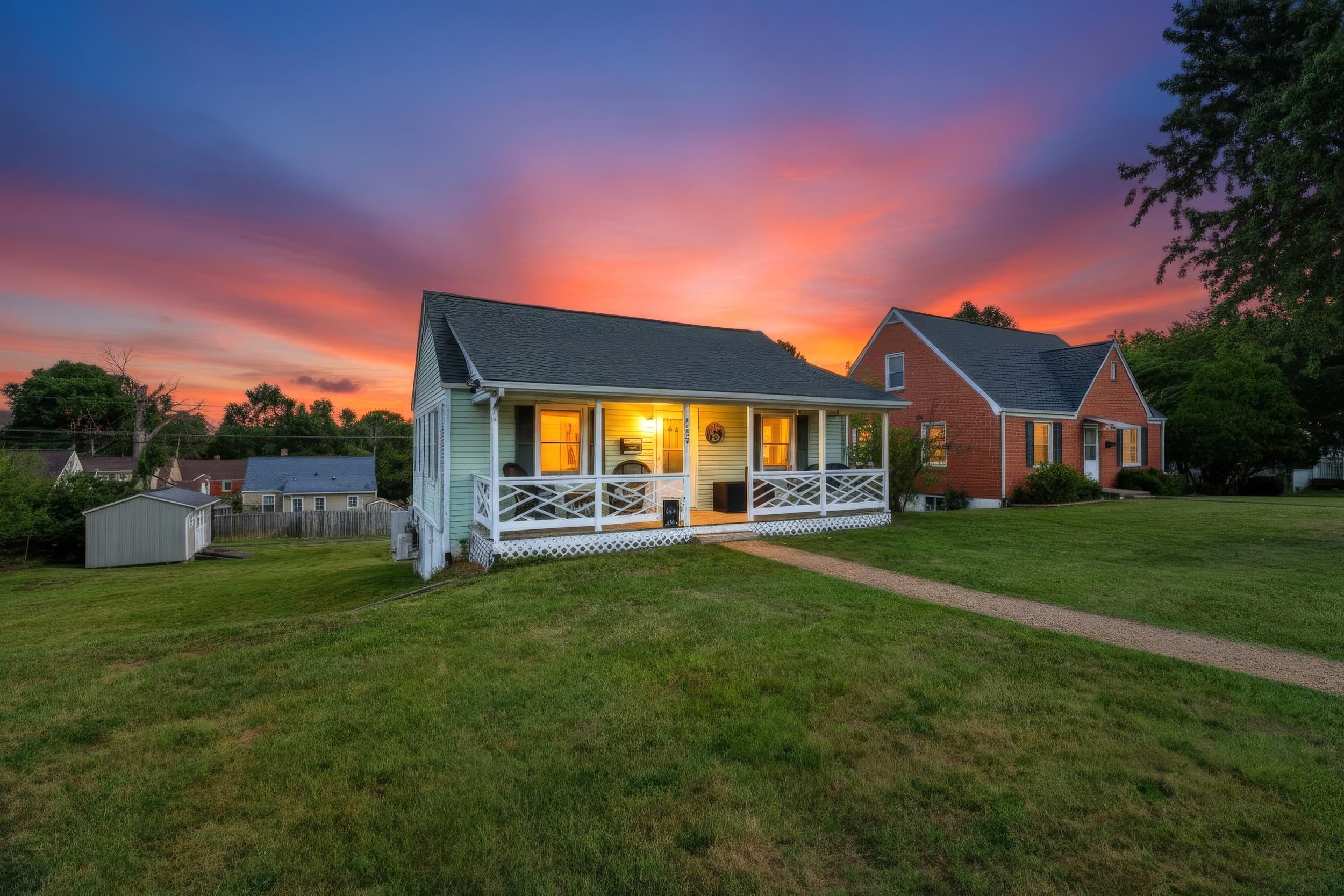 209 ISLE AVE, WAYNESBORO, Virginia 22980, 3 Bedrooms Bedrooms, ,1 BathroomBathrooms,Residential,The Sage Cottage,209 ISLE AVE,680327 MLS # 680327 209 ISLE AVE, WAYNESBORO, Virginia 22980, 3 Bedrooms Bedrooms, ,1 BathroomBathrooms,Residential,The Sage Cottage,209 ISLE AVE,680327 MLS # 680327