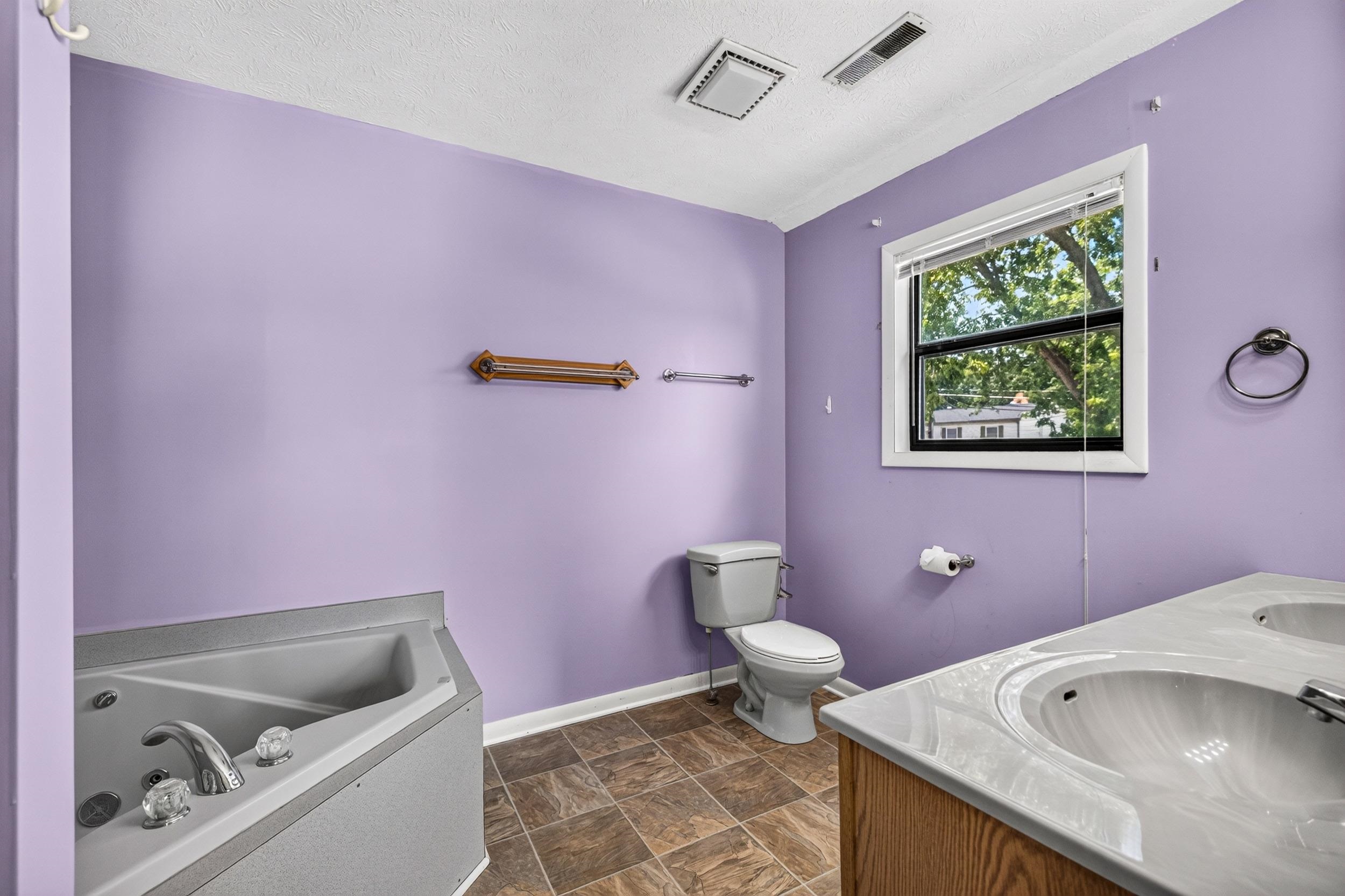 18 BEVERLEY ST, VERONA, Virginia 24482, 4 Bedrooms Bedrooms, ,2 BathroomsBathrooms,Residential,18 BEVERLEY ST,680328 MLS # 680328 18 BEVERLEY ST, VERONA, Virginia 24482, 4 Bedrooms Bedrooms, ,2 BathroomsBathrooms,Residential,18 BEVERLEY ST,680328 MLS # 680328