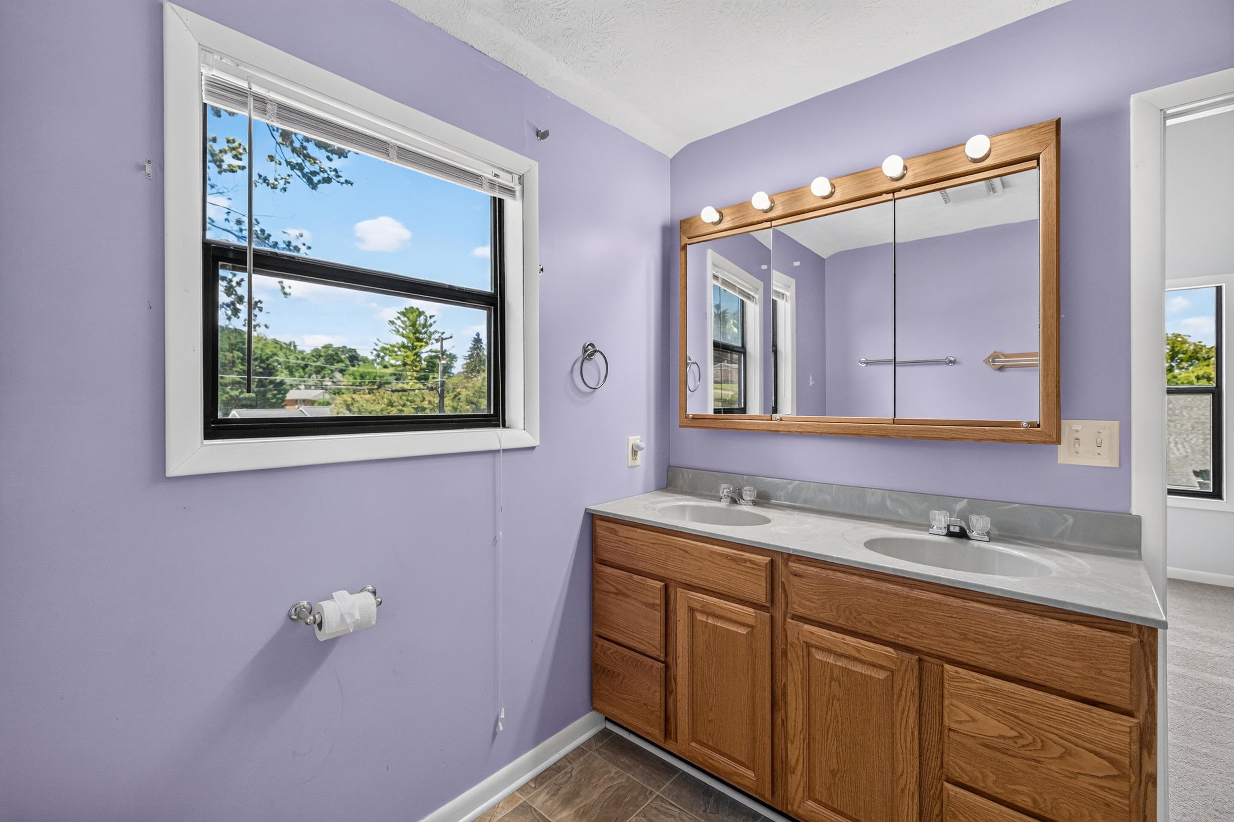 18 BEVERLEY ST, VERONA, Virginia 24482, 4 Bedrooms Bedrooms, ,2 BathroomsBathrooms,Residential,18 BEVERLEY ST,680328 MLS # 680328 18 BEVERLEY ST, VERONA, Virginia 24482, 4 Bedrooms Bedrooms, ,2 BathroomsBathrooms,Residential,18 BEVERLEY ST,680328 MLS # 680328