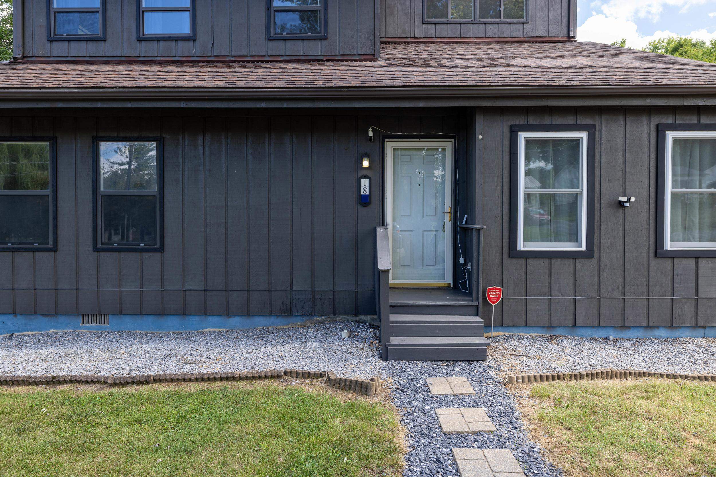 18 BEVERLEY ST, VERONA, Virginia 24482, 4 Bedrooms Bedrooms, ,2 BathroomsBathrooms,Residential,18 BEVERLEY ST,680328 MLS # 680328 18 BEVERLEY ST, VERONA, Virginia 24482, 4 Bedrooms Bedrooms, ,2 BathroomsBathrooms,Residential,18 BEVERLEY ST,680328 MLS # 680328
