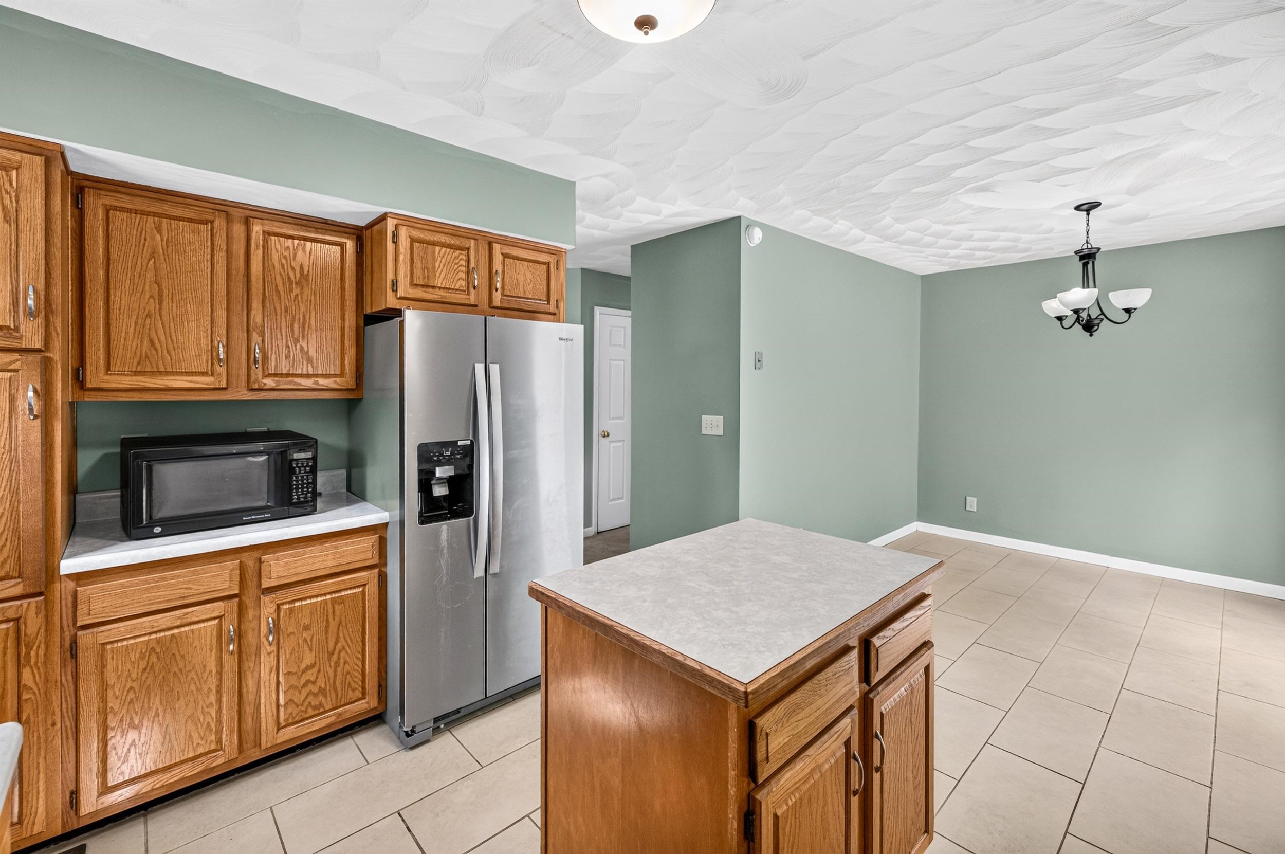 18 BEVERLEY ST, VERONA, Virginia 24482, 4 Bedrooms Bedrooms, ,2 BathroomsBathrooms,Residential,18 BEVERLEY ST,680328 MLS # 680328 18 BEVERLEY ST, VERONA, Virginia 24482, 4 Bedrooms Bedrooms, ,2 BathroomsBathrooms,Residential,18 BEVERLEY ST,680328 MLS # 680328