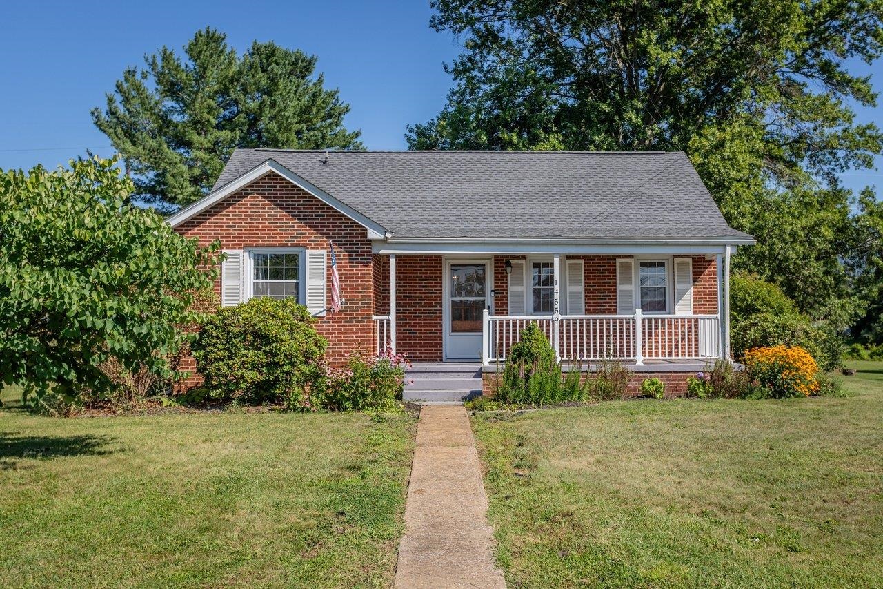 14559 SOUTH EAST SIDE HWY, GROTTOES, Virginia 24441, 3 Bedrooms Bedrooms, ,1 BathroomBathrooms,Residential,14559 SOUTH EAST SIDE HWY,680329 MLS # 680329 14559 SOUTH EAST SIDE HWY, GROTTOES, Virginia 24441, 3 Bedrooms Bedrooms, ,1 BathroomBathrooms,Residential,14559 SOUTH EAST SIDE HWY,680329 MLS # 680329