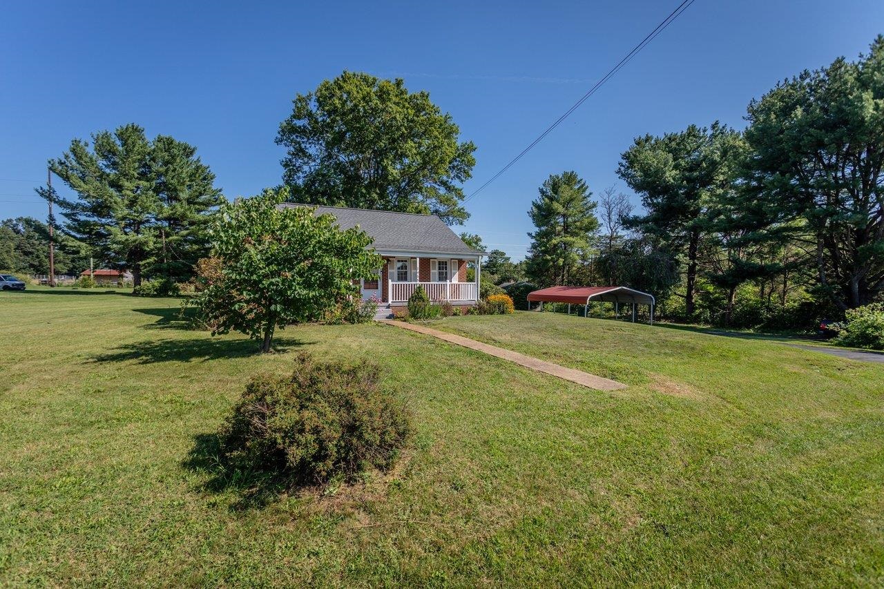 14559 SOUTH EAST SIDE HWY, GROTTOES, Virginia 24441, 3 Bedrooms Bedrooms, ,1 BathroomBathrooms,Residential,14559 SOUTH EAST SIDE HWY,680329 MLS # 680329 14559 SOUTH EAST SIDE HWY, GROTTOES, Virginia 24441, 3 Bedrooms Bedrooms, ,1 BathroomBathrooms,Residential,14559 SOUTH EAST SIDE HWY,680329 MLS # 680329