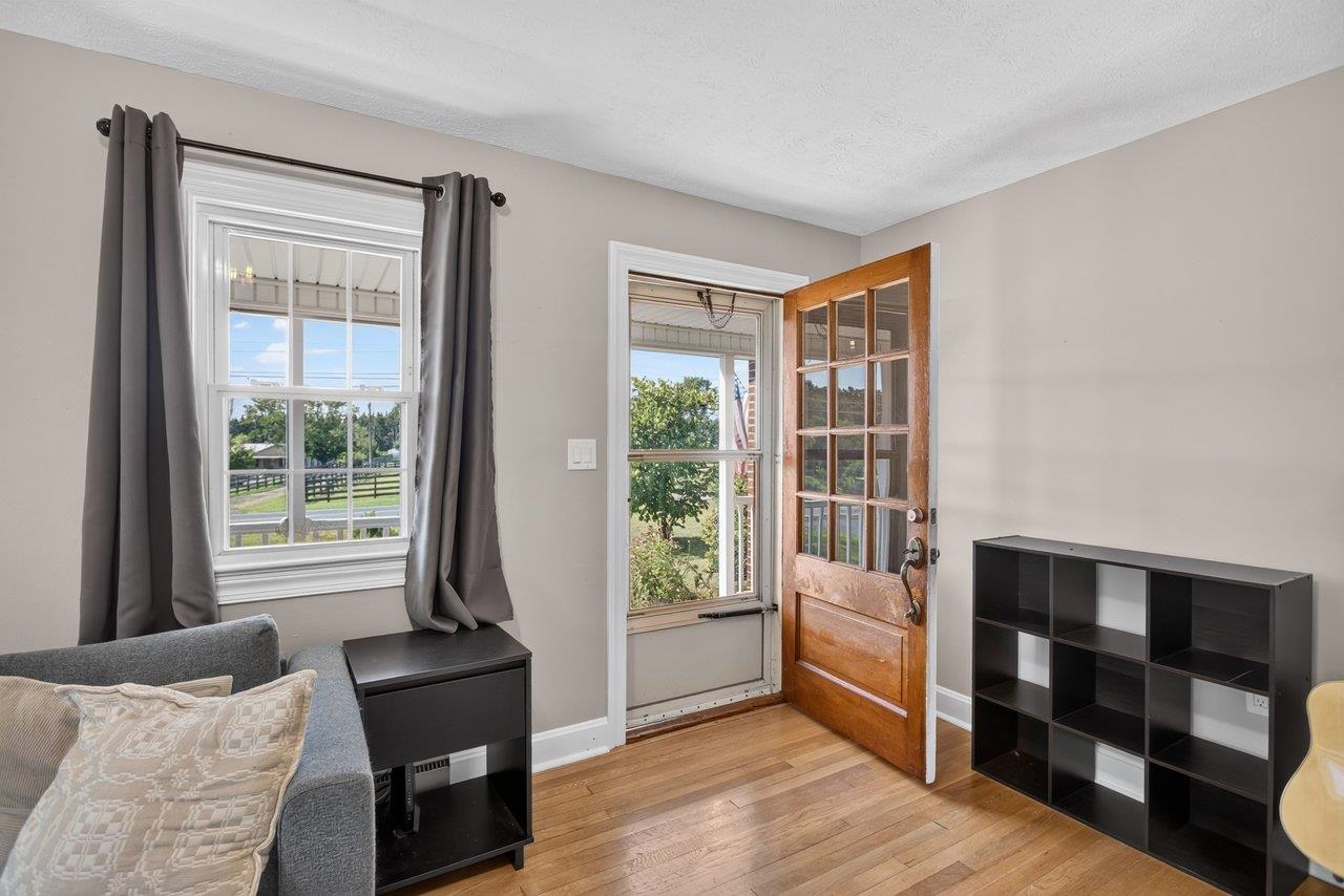 14559 SOUTH EAST SIDE HWY, GROTTOES, Virginia 24441, 3 Bedrooms Bedrooms, ,1 BathroomBathrooms,Residential,14559 SOUTH EAST SIDE HWY,680329 MLS # 680329 14559 SOUTH EAST SIDE HWY, GROTTOES, Virginia 24441, 3 Bedrooms Bedrooms, ,1 BathroomBathrooms,Residential,14559 SOUTH EAST SIDE HWY,680329 MLS # 680329