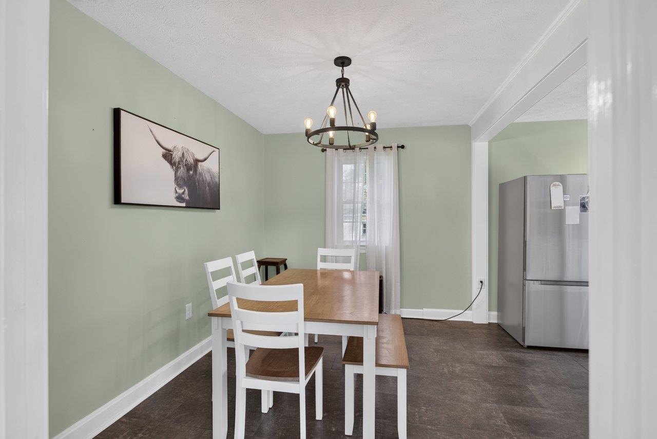 14559 SOUTH EAST SIDE HWY, GROTTOES, Virginia 24441, 3 Bedrooms Bedrooms, ,1 BathroomBathrooms,Residential,14559 SOUTH EAST SIDE HWY,680329 MLS # 680329 14559 SOUTH EAST SIDE HWY, GROTTOES, Virginia 24441, 3 Bedrooms Bedrooms, ,1 BathroomBathrooms,Residential,14559 SOUTH EAST SIDE HWY,680329 MLS # 680329