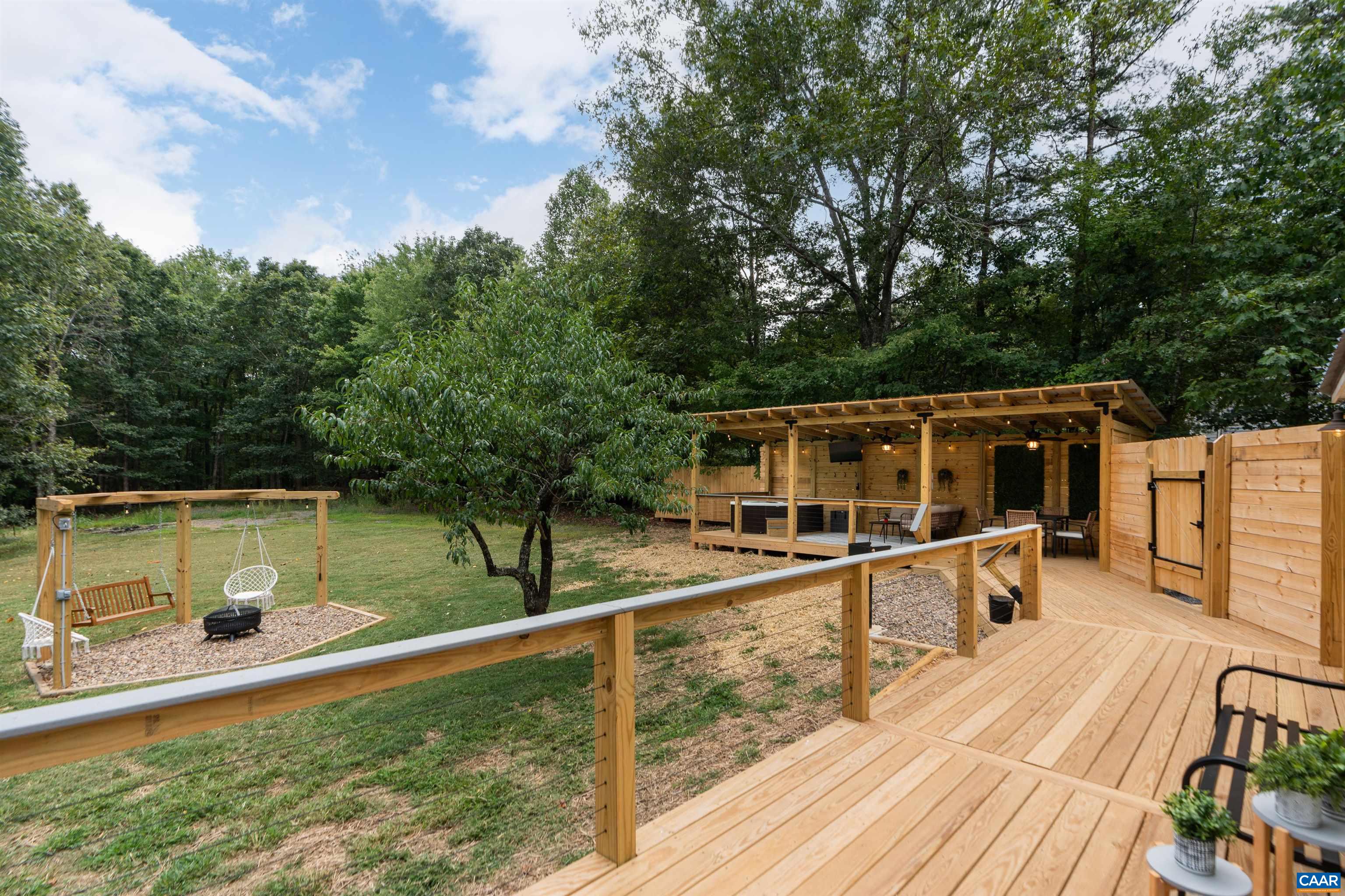 2082 WHITE ROCK RD, SCOTTSVILLE, Virginia 24590, 1 Bedroom Bedrooms, ,1 BathroomBathrooms,Residential,The Wandering Yak,2082 WHITE ROCK RD,680330 MLS # 680330 2082 WHITE ROCK RD, SCOTTSVILLE, Virginia 24590, 1 Bedroom Bedrooms, ,1 BathroomBathrooms,Residential,The Wandering Yak,2082 WHITE ROCK RD,680330 MLS # 680330