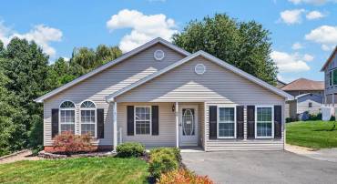 96 SOMERSET DR, WEYERS CAVE, Virginia 24486, 3 Bedrooms Bedrooms, ,2 BathroomsBathrooms,Residential,96 SOMERSET DR,680338 MLS # 680338
