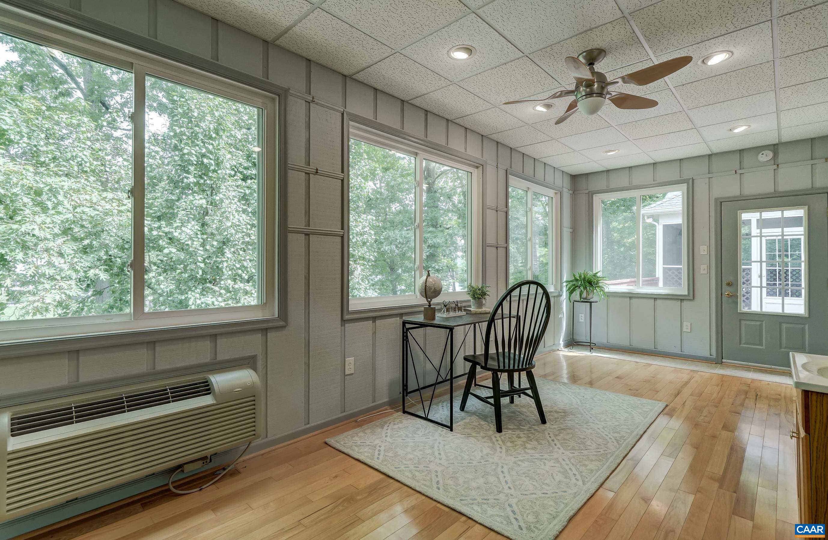Private studio space could be a home office, art studio or workout space. Private studio space could be a home office, art studio or workout space.