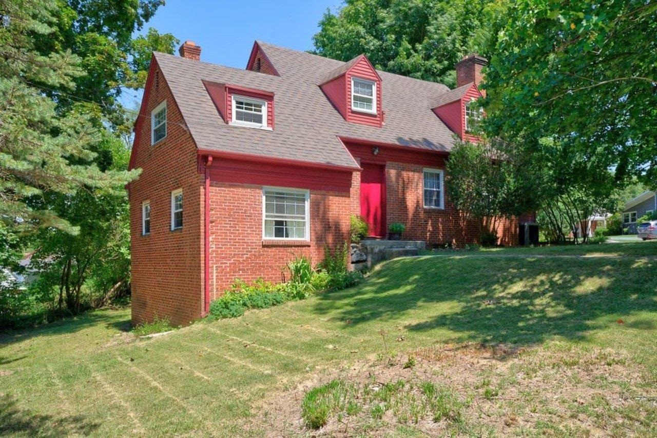 110 CRESCENT DR, HARRISONBURG, Virginia 22801, 3 Bedrooms Bedrooms, ,2 BathroomsBathrooms,Residential,110 CRESCENT DR,680349 MLS # 680349 110 CRESCENT DR, HARRISONBURG, Virginia 22801, 3 Bedrooms Bedrooms, ,2 BathroomsBathrooms,Residential,110 CRESCENT DR,680349 MLS # 680349