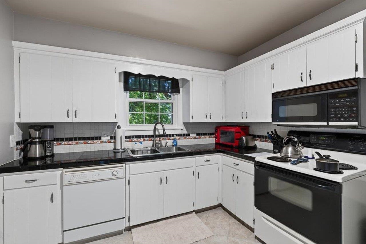 110 CRESCENT DR, HARRISONBURG, Virginia 22801, 3 Bedrooms Bedrooms, ,2 BathroomsBathrooms,Residential,110 CRESCENT DR,680349 MLS # 680349 110 CRESCENT DR, HARRISONBURG, Virginia 22801, 3 Bedrooms Bedrooms, ,2 BathroomsBathrooms,Residential,110 CRESCENT DR,680349 MLS # 680349