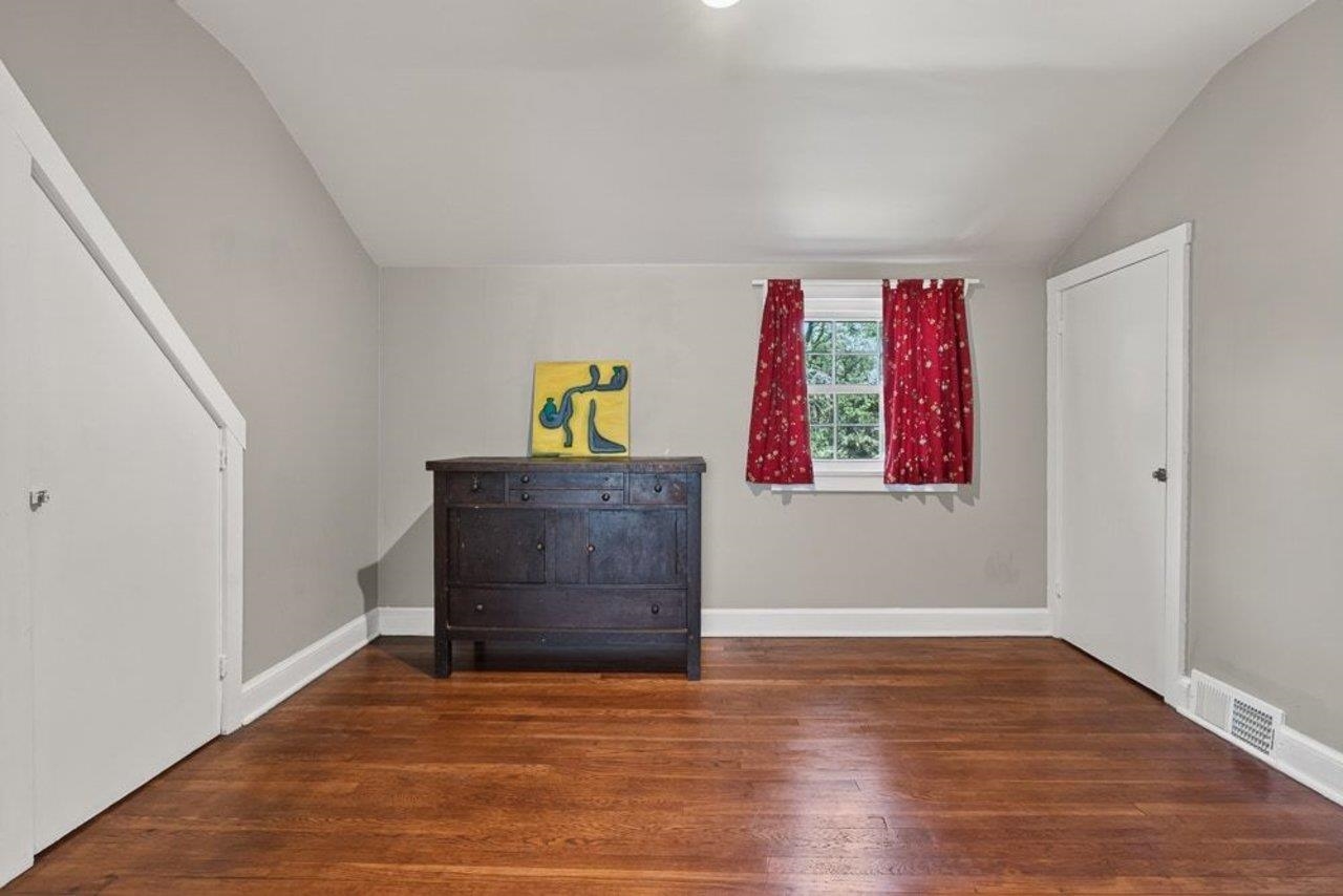 110 CRESCENT DR, HARRISONBURG, Virginia 22801, 3 Bedrooms Bedrooms, ,2 BathroomsBathrooms,Residential,110 CRESCENT DR,680349 MLS # 680349 110 CRESCENT DR, HARRISONBURG, Virginia 22801, 3 Bedrooms Bedrooms, ,2 BathroomsBathrooms,Residential,110 CRESCENT DR,680349 MLS # 680349