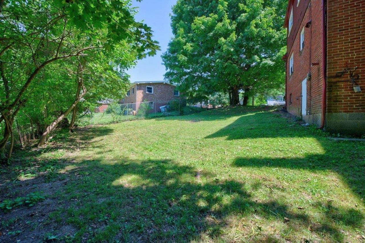 110 CRESCENT DR, HARRISONBURG, Virginia 22801, 3 Bedrooms Bedrooms, ,2 BathroomsBathrooms,Residential,110 CRESCENT DR,680349 MLS # 680349 110 CRESCENT DR, HARRISONBURG, Virginia 22801, 3 Bedrooms Bedrooms, ,2 BathroomsBathrooms,Residential,110 CRESCENT DR,680349 MLS # 680349