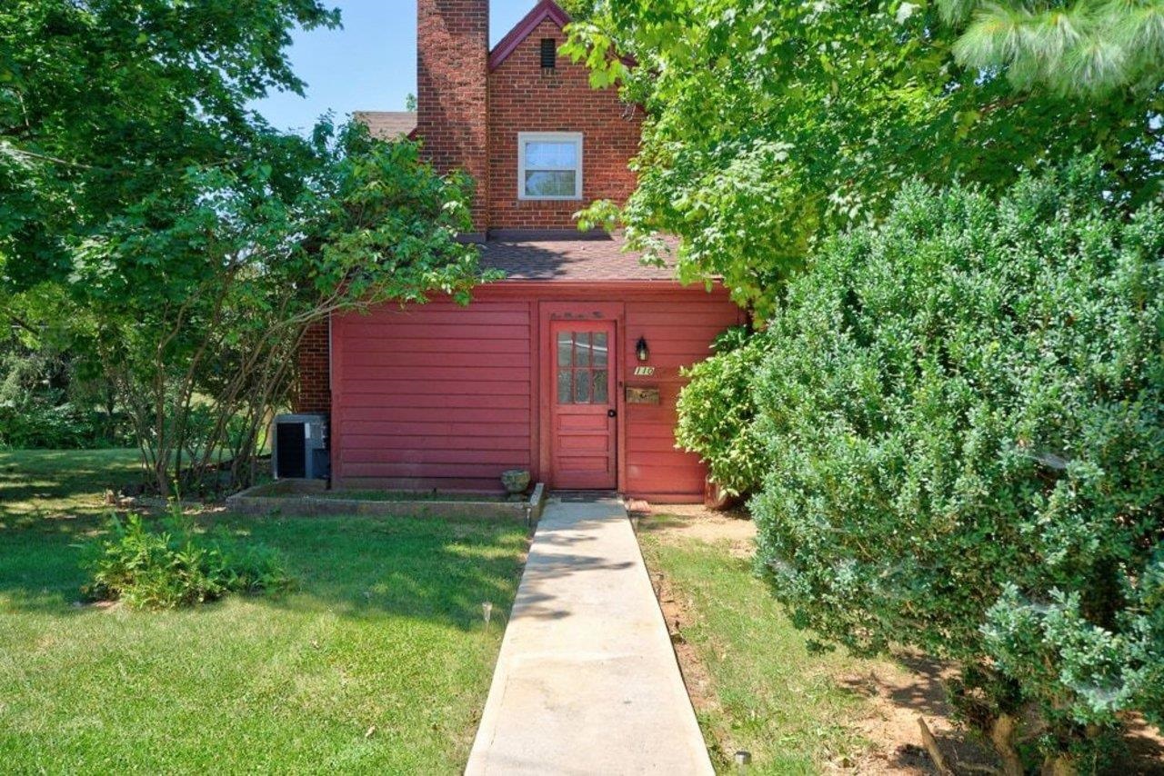 110 CRESCENT DR, HARRISONBURG, Virginia 22801, 3 Bedrooms Bedrooms, ,2 BathroomsBathrooms,Residential,110 CRESCENT DR,680349 MLS # 680349 110 CRESCENT DR, HARRISONBURG, Virginia 22801, 3 Bedrooms Bedrooms, ,2 BathroomsBathrooms,Residential,110 CRESCENT DR,680349 MLS # 680349