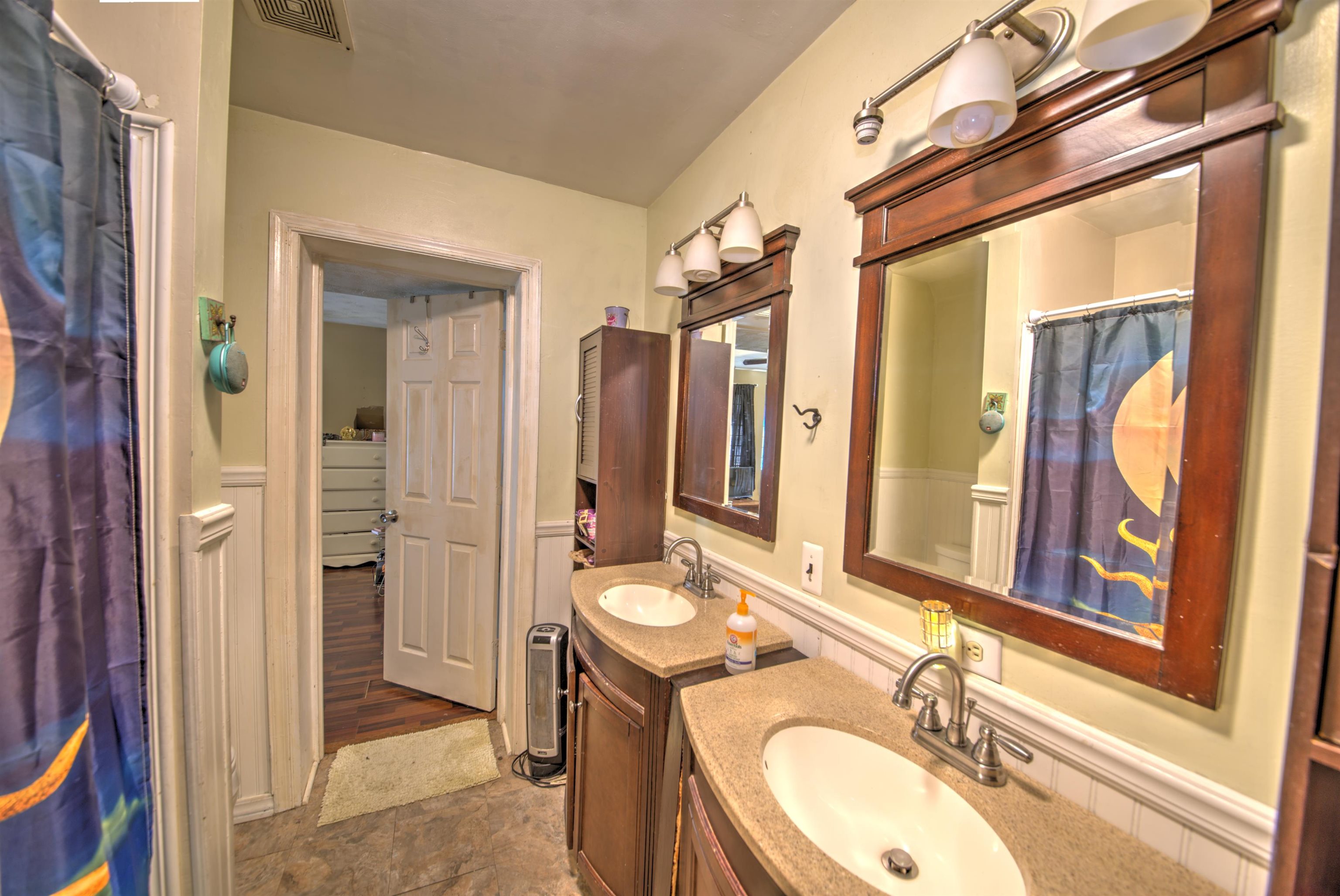 2210 BARE ST, STAUNTON, Virginia 24401, 3 Bedrooms Bedrooms, ,1 BathroomBathrooms,Residential,2210 BARE ST,680353 MLS # 680353 2210 BARE ST, STAUNTON, Virginia 24401, 3 Bedrooms Bedrooms, ,1 BathroomBathrooms,Residential,2210 BARE ST,680353 MLS # 680353