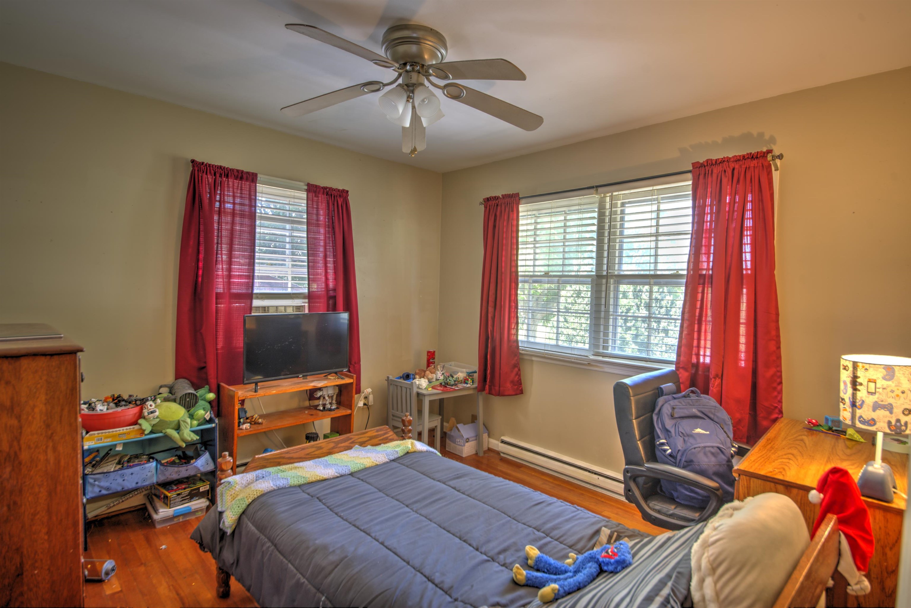 2210 BARE ST, STAUNTON, Virginia 24401, 3 Bedrooms Bedrooms, ,1 BathroomBathrooms,Residential,2210 BARE ST,680353 MLS # 680353 2210 BARE ST, STAUNTON, Virginia 24401, 3 Bedrooms Bedrooms, ,1 BathroomBathrooms,Residential,2210 BARE ST,680353 MLS # 680353
