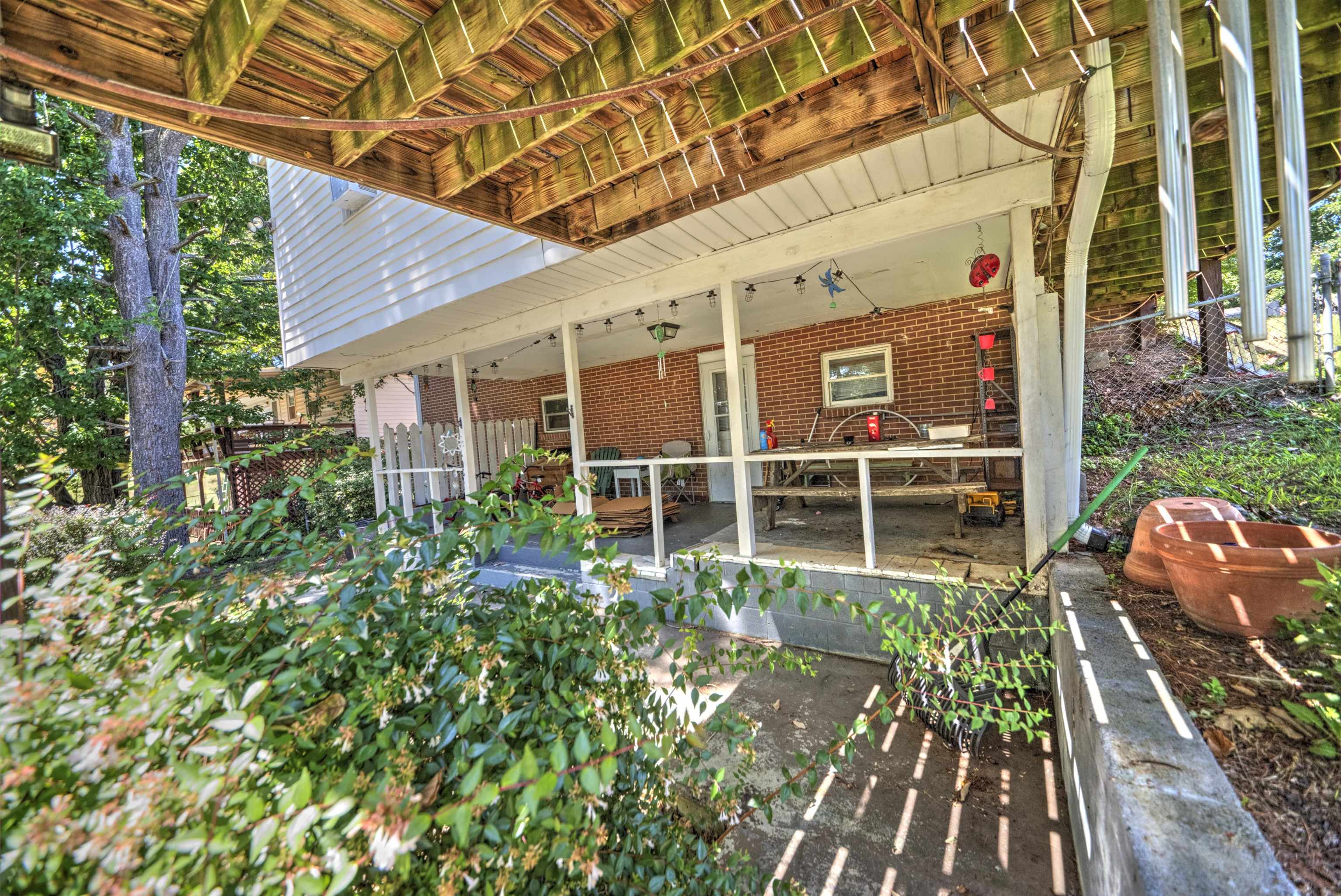 2210 BARE ST, STAUNTON, Virginia 24401, 3 Bedrooms Bedrooms, ,1 BathroomBathrooms,Residential,2210 BARE ST,680353 MLS # 680353 2210 BARE ST, STAUNTON, Virginia 24401, 3 Bedrooms Bedrooms, ,1 BathroomBathrooms,Residential,2210 BARE ST,680353 MLS # 680353