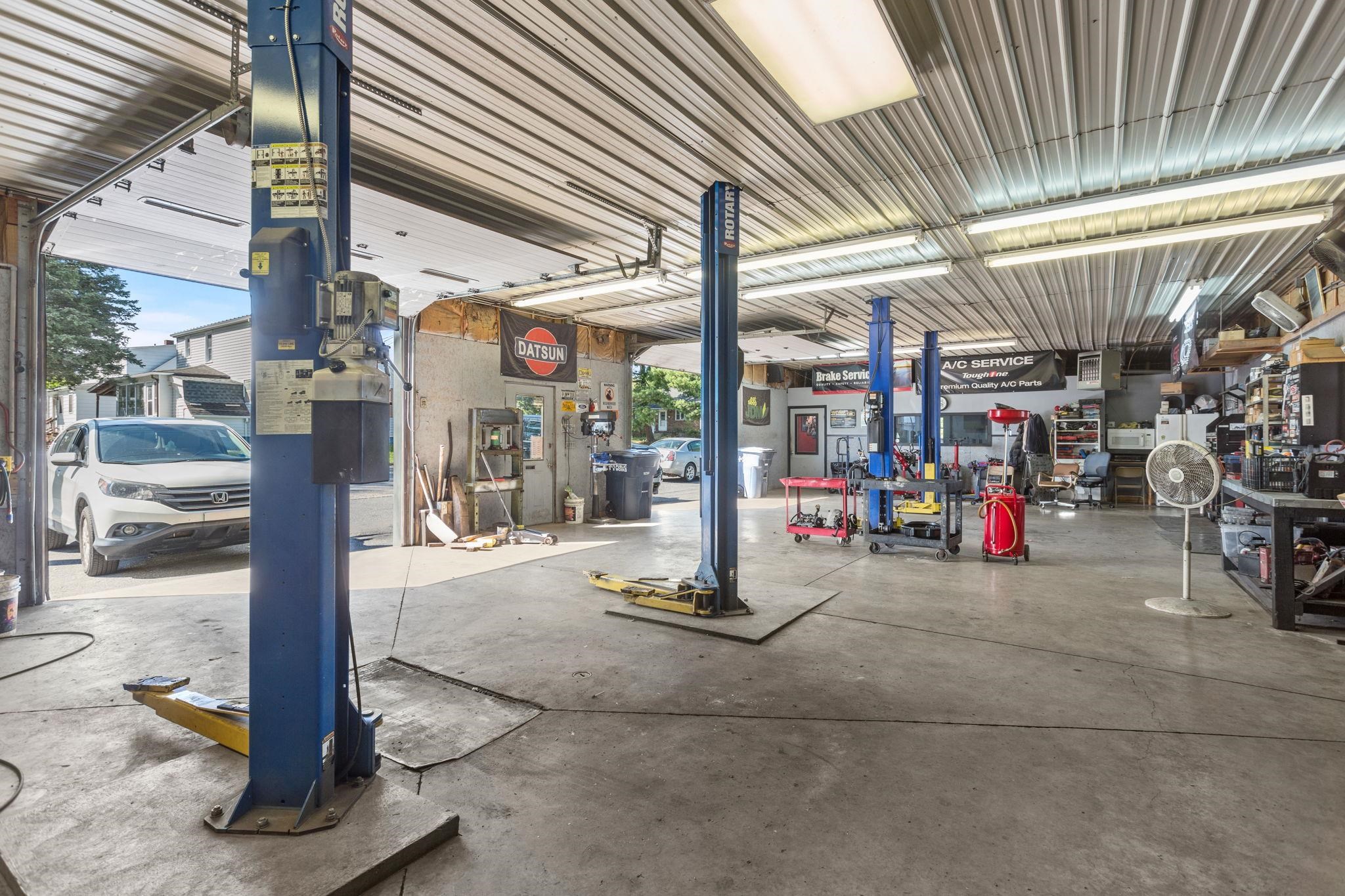 140 CHARLES ST, HARRISONBURG, Virginia 22802, ,Commercial,140 CHARLES ST,680386 MLS # 680386 140 CHARLES ST, HARRISONBURG, Virginia 22802, ,Commercial,140 CHARLES ST,680386 MLS # 680386