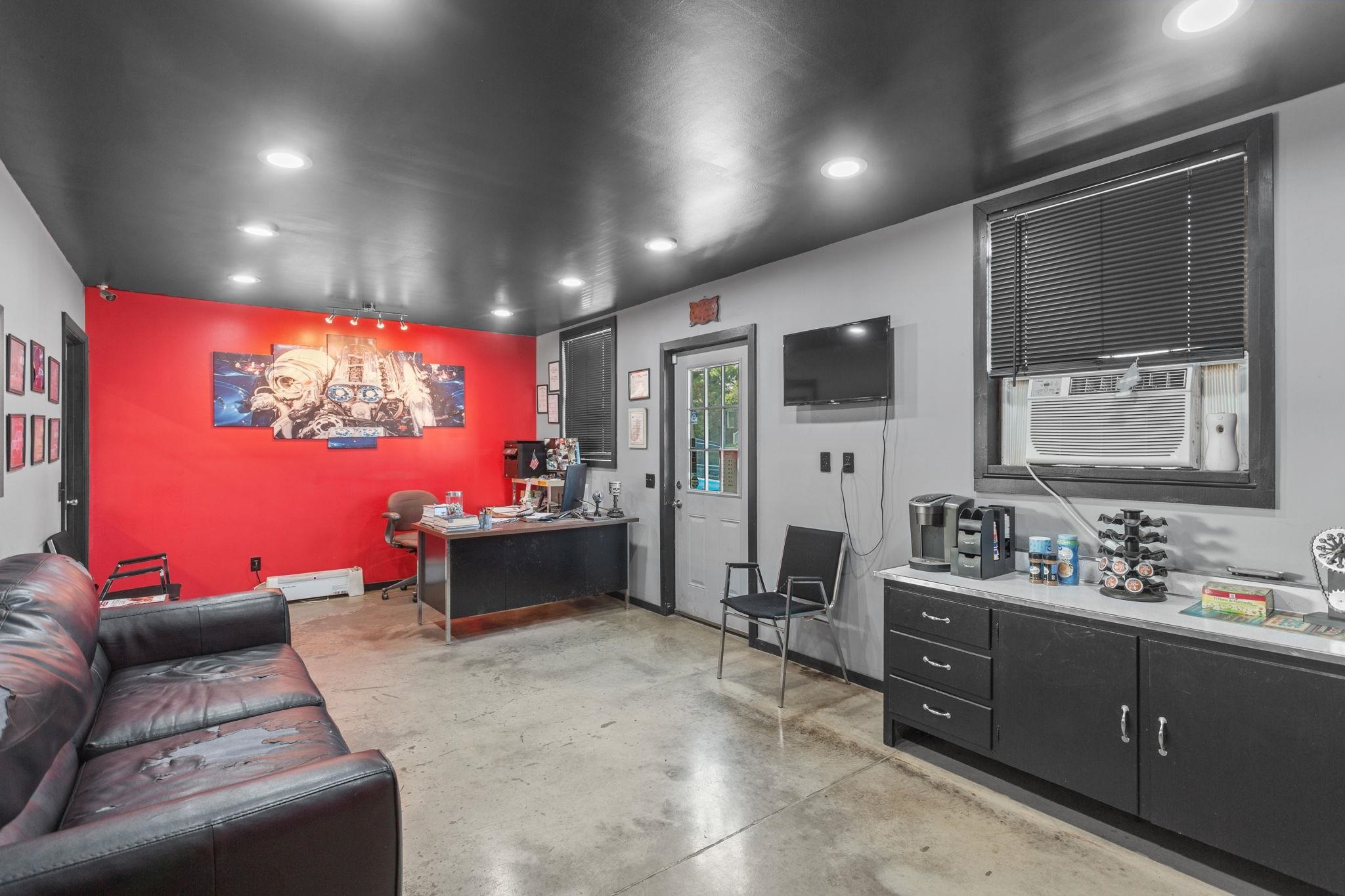140 CHARLES ST, HARRISONBURG, Virginia 22802, ,Commercial,140 CHARLES ST,680386 MLS # 680386 140 CHARLES ST, HARRISONBURG, Virginia 22802, ,Commercial,140 CHARLES ST,680386 MLS # 680386