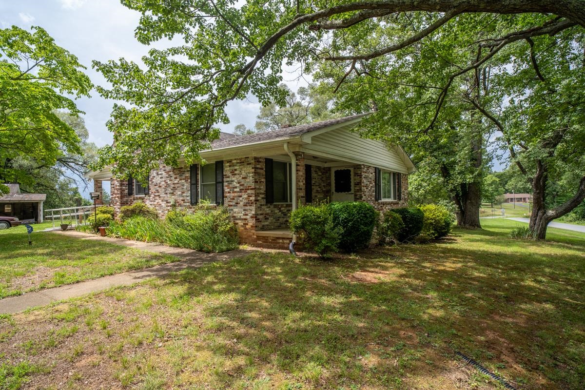 925 DURRETT RIDGE RD, EARLYSVILLE, Virginia 22936, 3 Bedrooms Bedrooms, ,2 BathroomsBathrooms,Residential,925 DURRETT RIDGE RD,679882 MLS # 679882 925 DURRETT RIDGE RD, EARLYSVILLE, Virginia 22936, 3 Bedrooms Bedrooms, ,2 BathroomsBathrooms,Residential,925 DURRETT RIDGE RD,679882 MLS # 679882