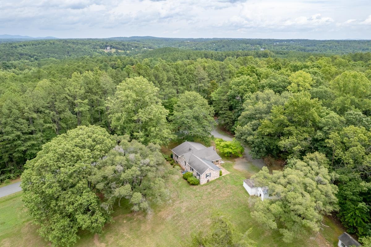 925 DURRETT RIDGE RD, EARLYSVILLE, Virginia 22936, 3 Bedrooms Bedrooms, ,2 BathroomsBathrooms,Residential,925 DURRETT RIDGE RD,679882 MLS # 679882 925 DURRETT RIDGE RD, EARLYSVILLE, Virginia 22936, 3 Bedrooms Bedrooms, ,2 BathroomsBathrooms,Residential,925 DURRETT RIDGE RD,679882 MLS # 679882
