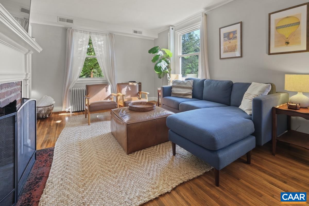 2217 HILL ST, CHARLOTTESVILLE, Virginia 22903, 3 Bedrooms Bedrooms, ,1 BathroomBathrooms,Residential,2217 HILL ST,680211 MLS # 680211 2217 HILL ST, CHARLOTTESVILLE, Virginia 22903, 3 Bedrooms Bedrooms, ,1 BathroomBathrooms,Residential,2217 HILL ST,680211 MLS # 680211