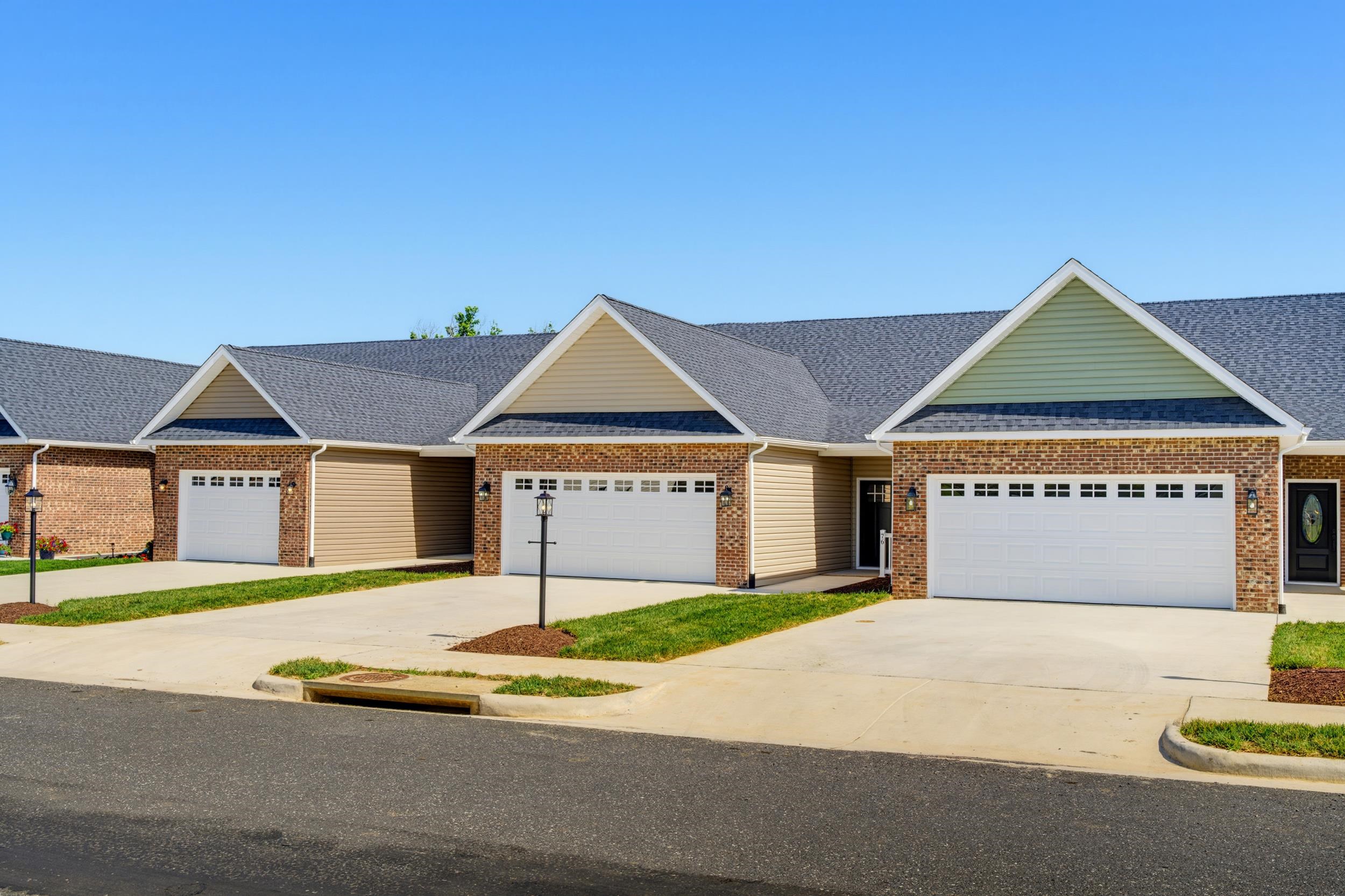 76 FOSSIL DR, STUARTS DRAFT, Virginia 24477, 2 Bedrooms Bedrooms, ,2 BathroomsBathrooms,Residential,76 FOSSIL DR,680369 MLS # 680369