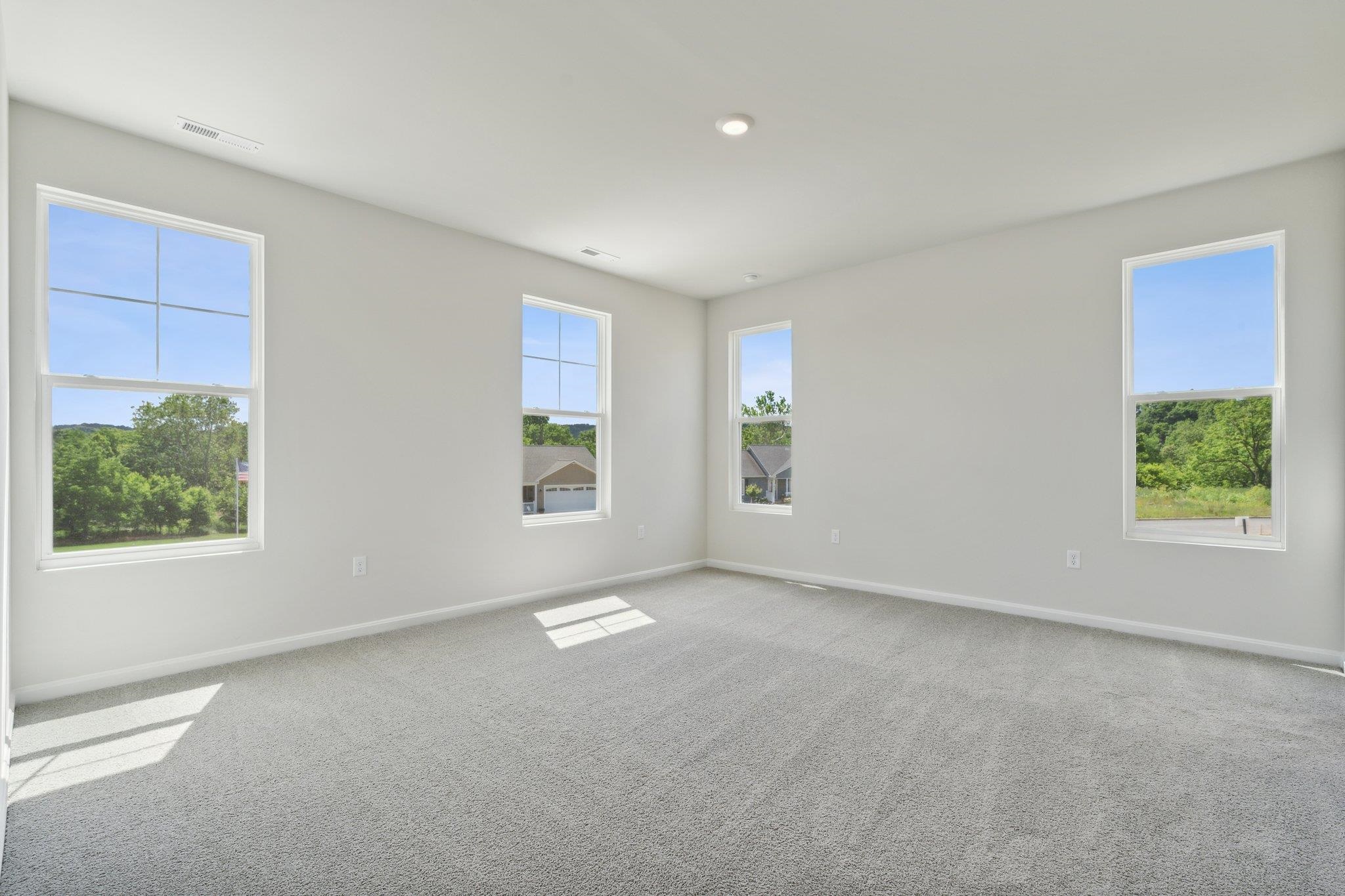 7 LEXINGTON LN, STAUNTON, Virginia 24401, 4 Bedrooms Bedrooms, ,3 BathroomsBathrooms,Residential,7 LEXINGTON LN,680375 MLS # 680375