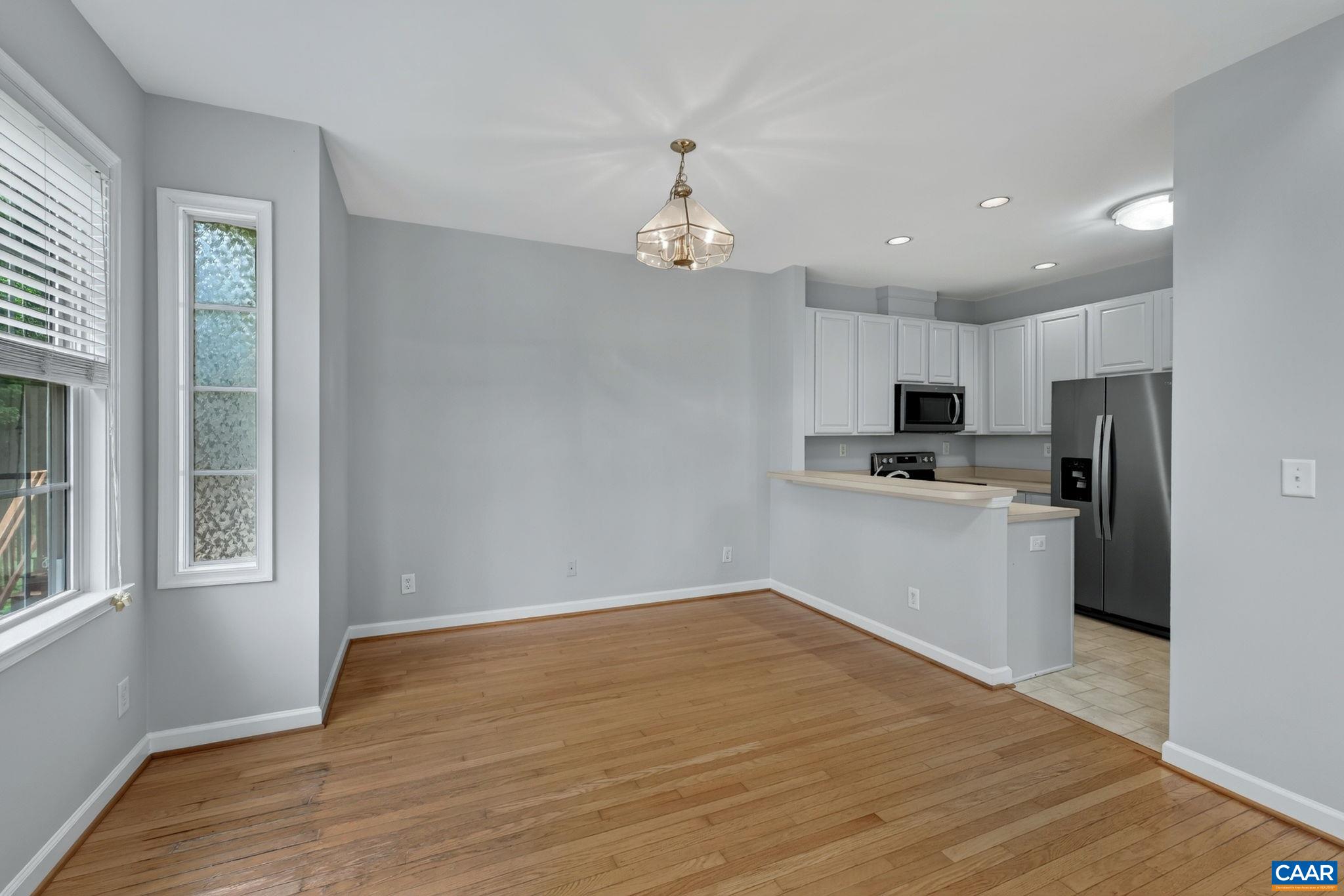 2309 RAVENSWOOD CT, CHARLOTTESVILLE, Virginia 22911, 3 Bedrooms Bedrooms, ,2 BathroomsBathrooms,Residential,2309 RAVENSWOOD CT,680380 MLS # 680380 2309 RAVENSWOOD CT, CHARLOTTESVILLE, Virginia 22911, 3 Bedrooms Bedrooms, ,2 BathroomsBathrooms,Residential,2309 RAVENSWOOD CT,680380 MLS # 680380