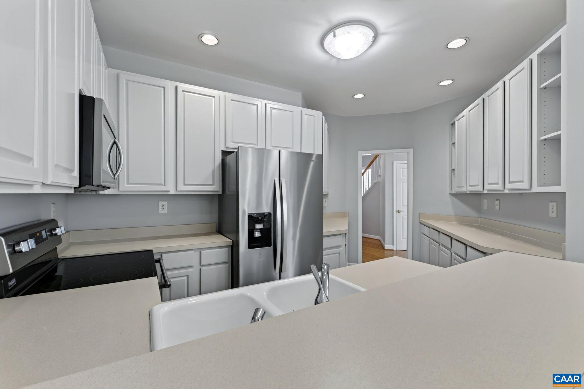2309 RAVENSWOOD CT, CHARLOTTESVILLE, Virginia 22911, 3 Bedrooms Bedrooms, ,2 BathroomsBathrooms,Residential,2309 RAVENSWOOD CT,680380 MLS # 680380 2309 RAVENSWOOD CT, CHARLOTTESVILLE, Virginia 22911, 3 Bedrooms Bedrooms, ,2 BathroomsBathrooms,Residential,2309 RAVENSWOOD CT,680380 MLS # 680380