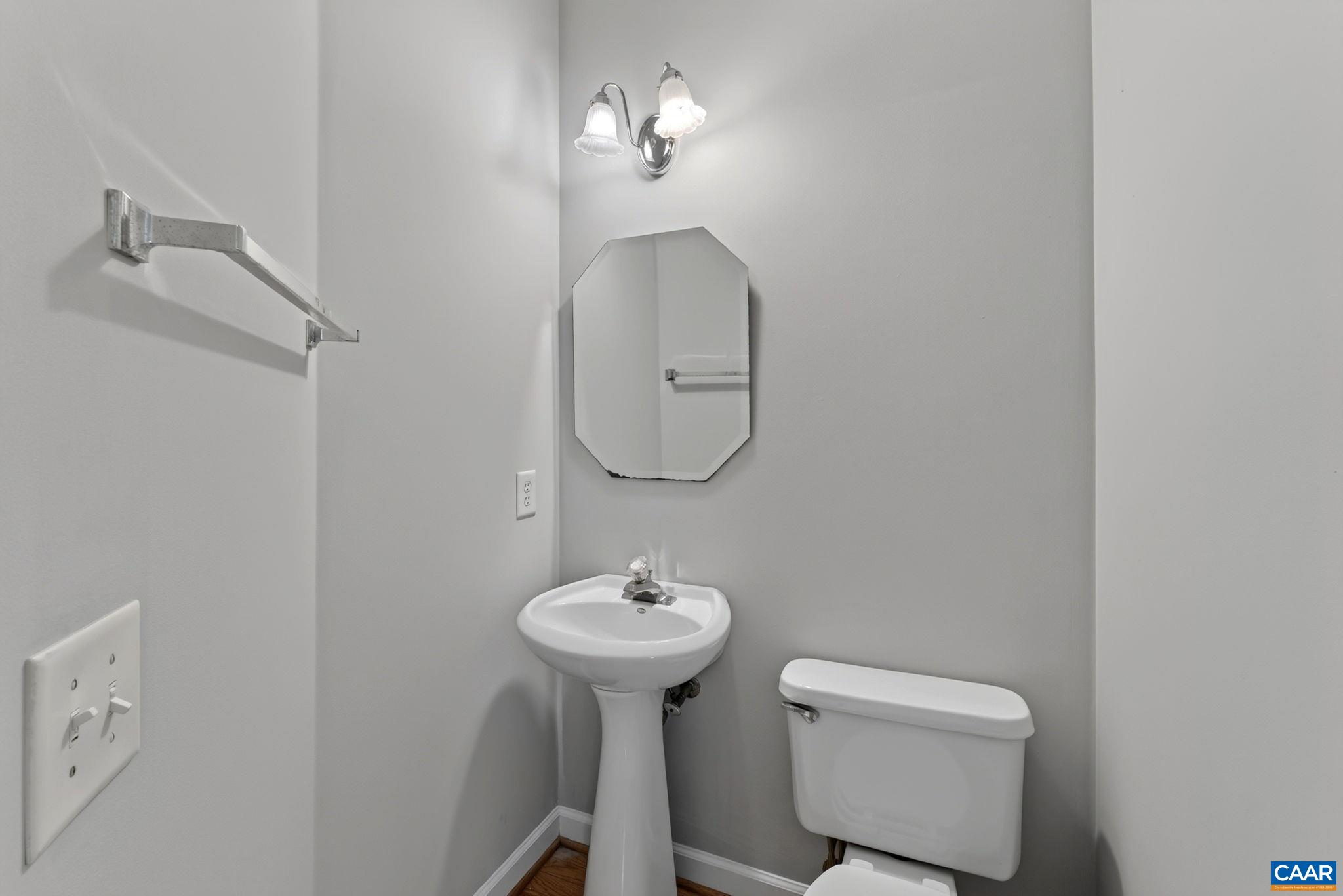2309 RAVENSWOOD CT, CHARLOTTESVILLE, Virginia 22911, 3 Bedrooms Bedrooms, ,2 BathroomsBathrooms,Residential,2309 RAVENSWOOD CT,680380 MLS # 680380 2309 RAVENSWOOD CT, CHARLOTTESVILLE, Virginia 22911, 3 Bedrooms Bedrooms, ,2 BathroomsBathrooms,Residential,2309 RAVENSWOOD CT,680380 MLS # 680380