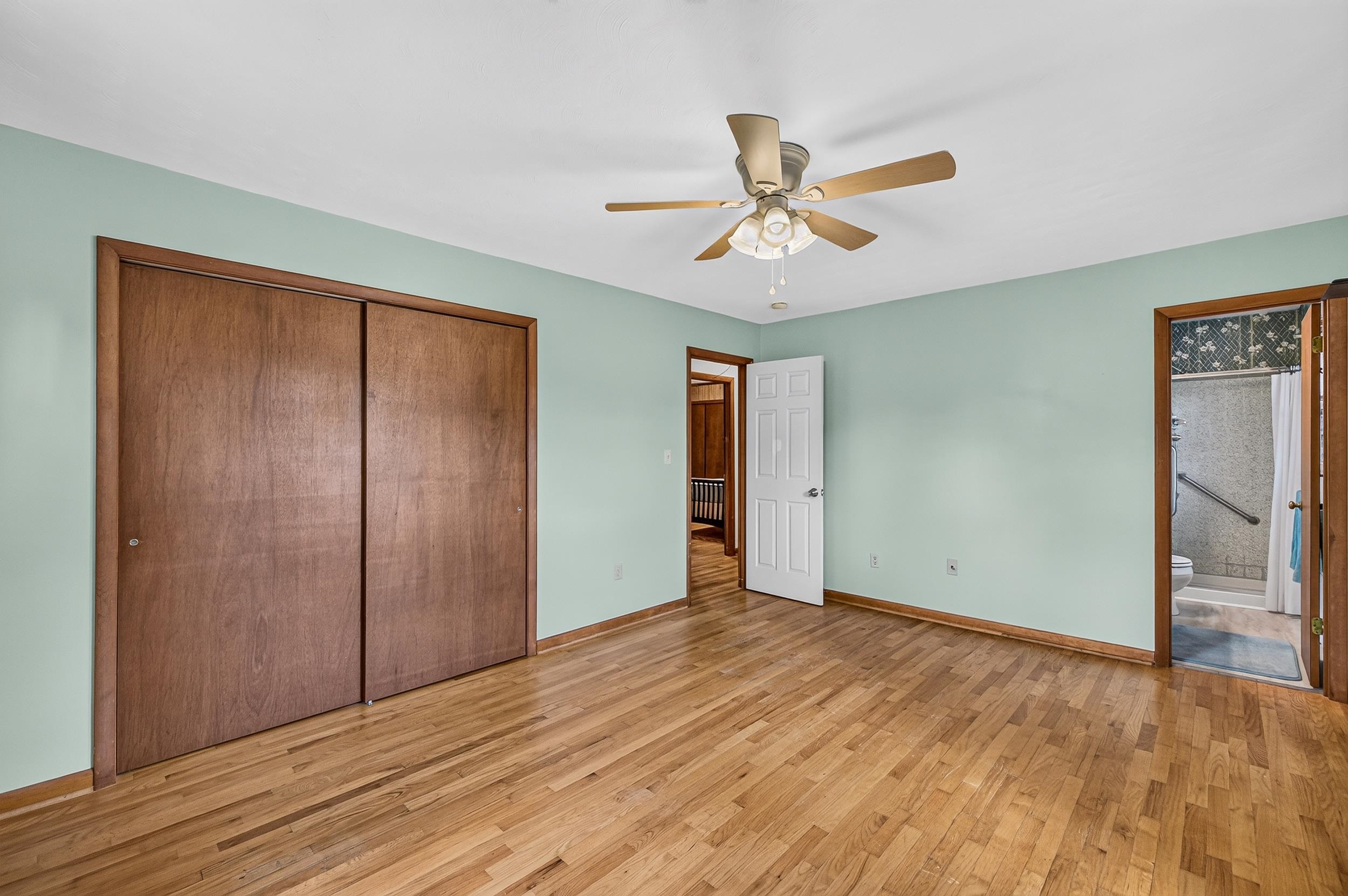 702 RITCHIE BLVD, STAUNTON, Virginia 24401, 5 Bedrooms Bedrooms, ,3 BathroomsBathrooms,Residential,702 RITCHIE BLVD,680381 MLS # 680381 702 RITCHIE BLVD, STAUNTON, Virginia 24401, 5 Bedrooms Bedrooms, ,3 BathroomsBathrooms,Residential,702 RITCHIE BLVD,680381 MLS # 680381