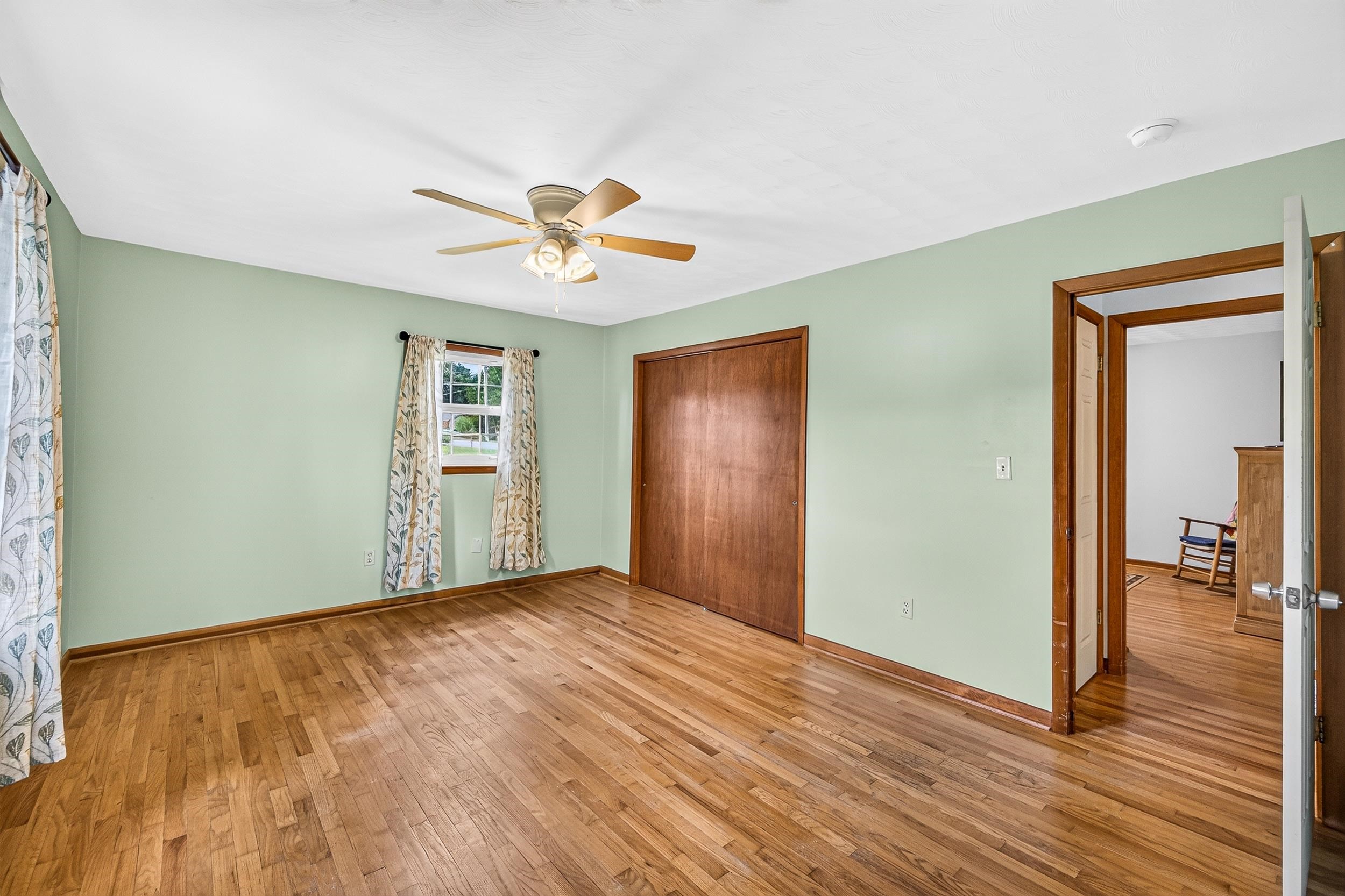 702 RITCHIE BLVD, STAUNTON, Virginia 24401, 5 Bedrooms Bedrooms, ,3 BathroomsBathrooms,Residential,702 RITCHIE BLVD,680381 MLS # 680381 702 RITCHIE BLVD, STAUNTON, Virginia 24401, 5 Bedrooms Bedrooms, ,3 BathroomsBathrooms,Residential,702 RITCHIE BLVD,680381 MLS # 680381