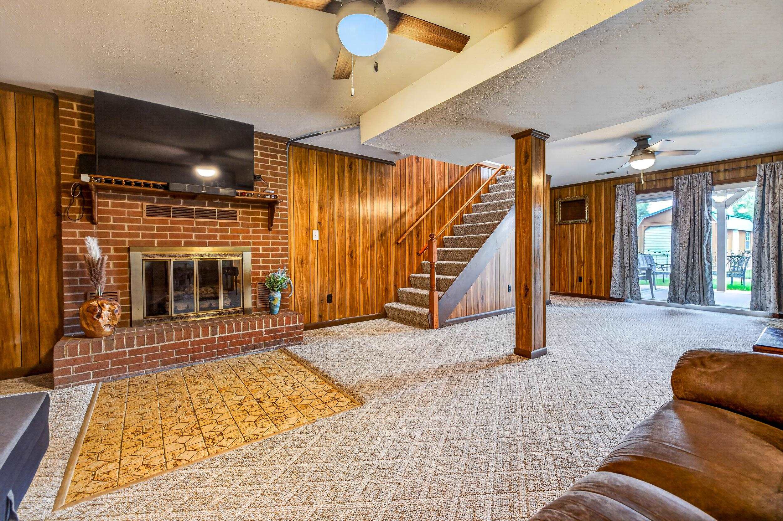 702 RITCHIE BLVD, STAUNTON, Virginia 24401, 5 Bedrooms Bedrooms, ,3 BathroomsBathrooms,Residential,702 RITCHIE BLVD,680381 MLS # 680381 702 RITCHIE BLVD, STAUNTON, Virginia 24401, 5 Bedrooms Bedrooms, ,3 BathroomsBathrooms,Residential,702 RITCHIE BLVD,680381 MLS # 680381